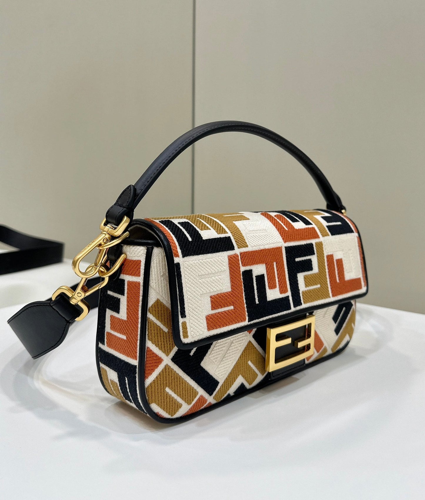Luxury FendiBAGUETTE CANVAS 27 BAG WITH MULTICOLOUR EMBROIDERY GOLD HARDWARE