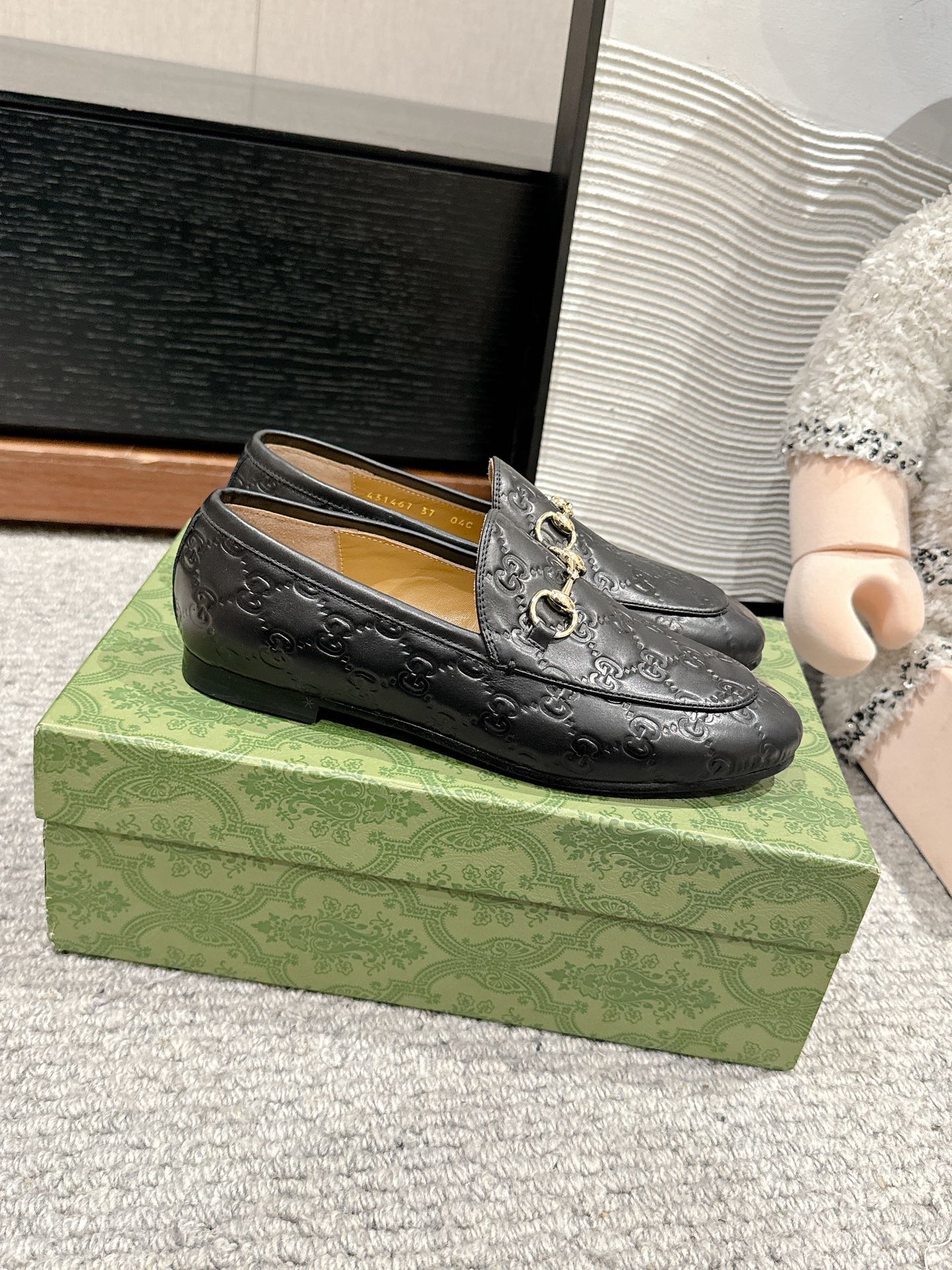 Luxury Gucci Horsebit Jordaan Loafer Black GG Leather