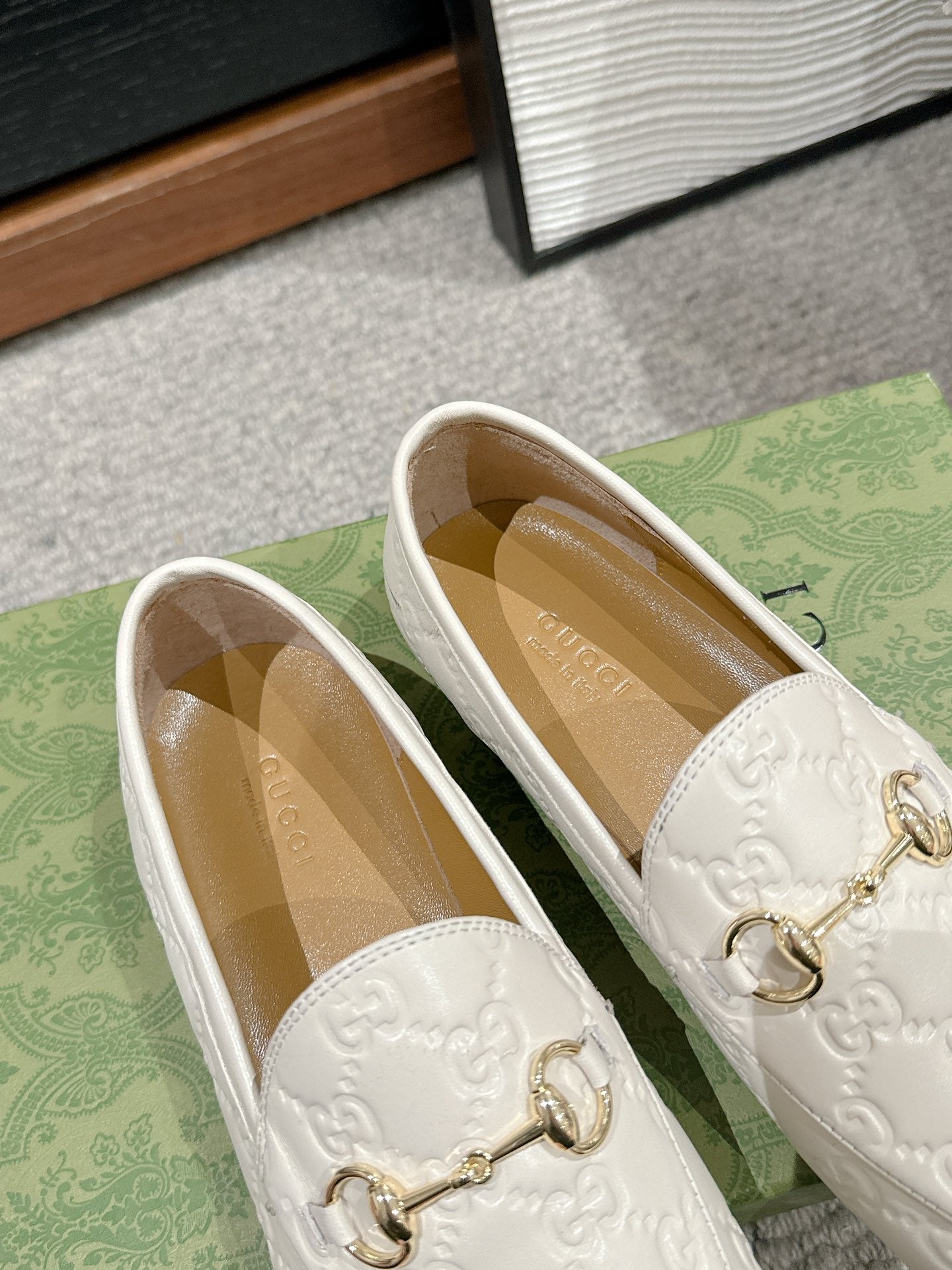 Luxury Gucci Horsebit Jordaan Loafer White GG Leather
