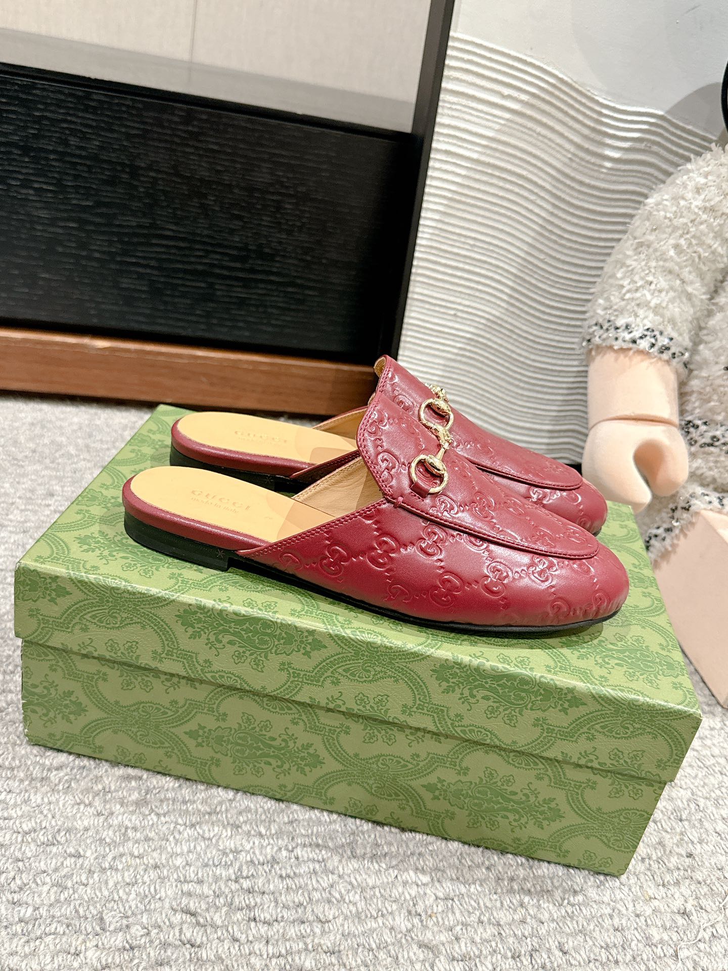 Luxury Gucci Horsebit Mule Red GG Leather