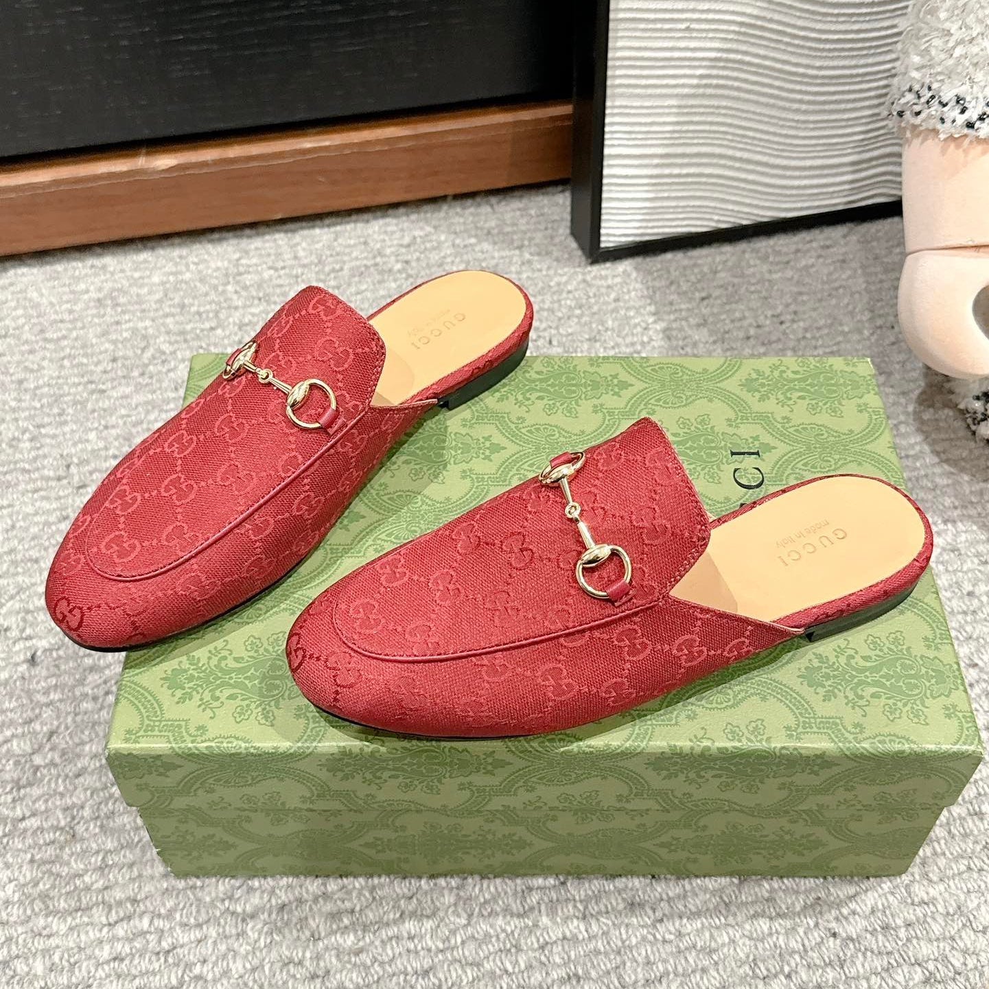 Luxury Gucci Horsebit Mule Red Canvas