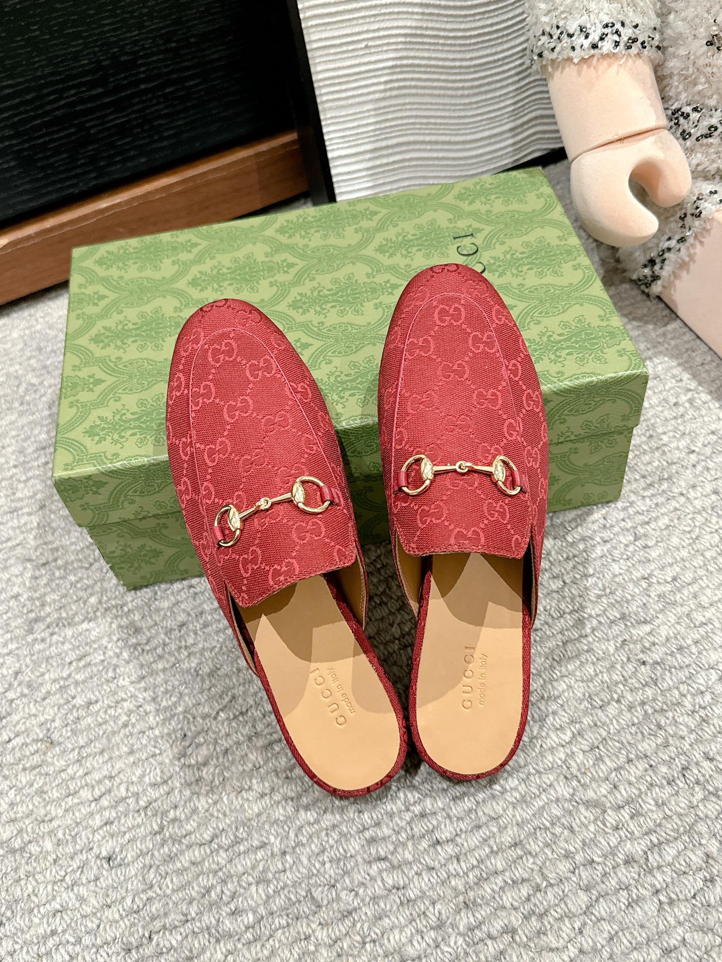 Luxury Gucci Horsebit Mule Red Canvas