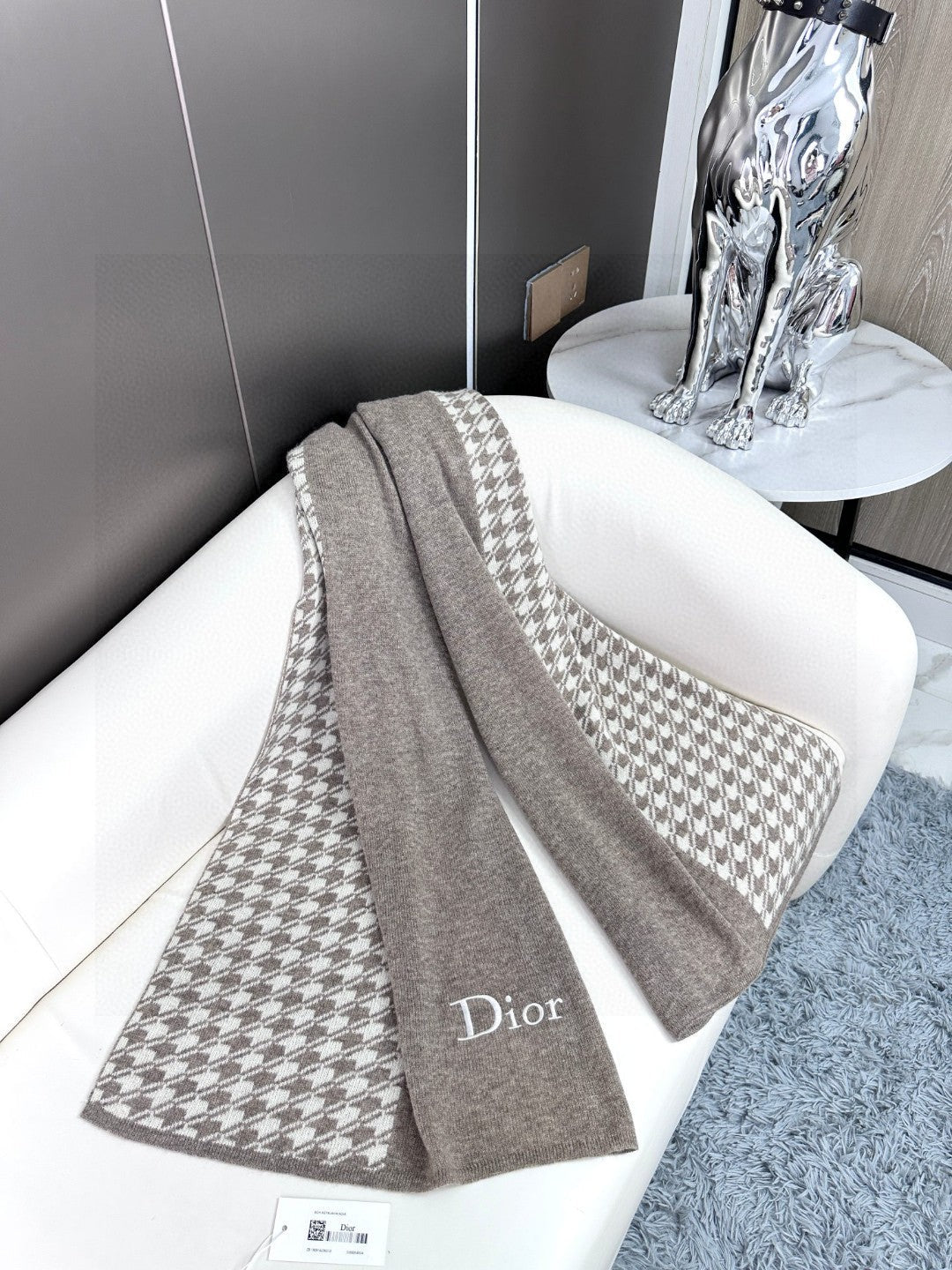 Luxury DiorSCARF 190 CM IN KHAKI BEIGE MIX WHITE CARO CASHMERE 388125