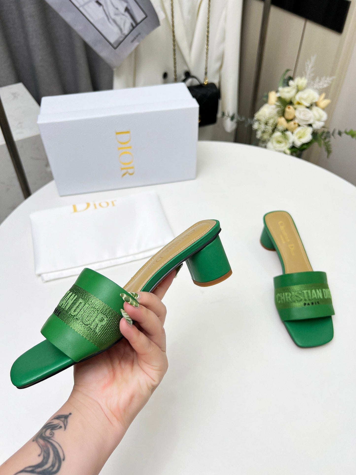 Luxury Diordway 45 green canvas calfskin
