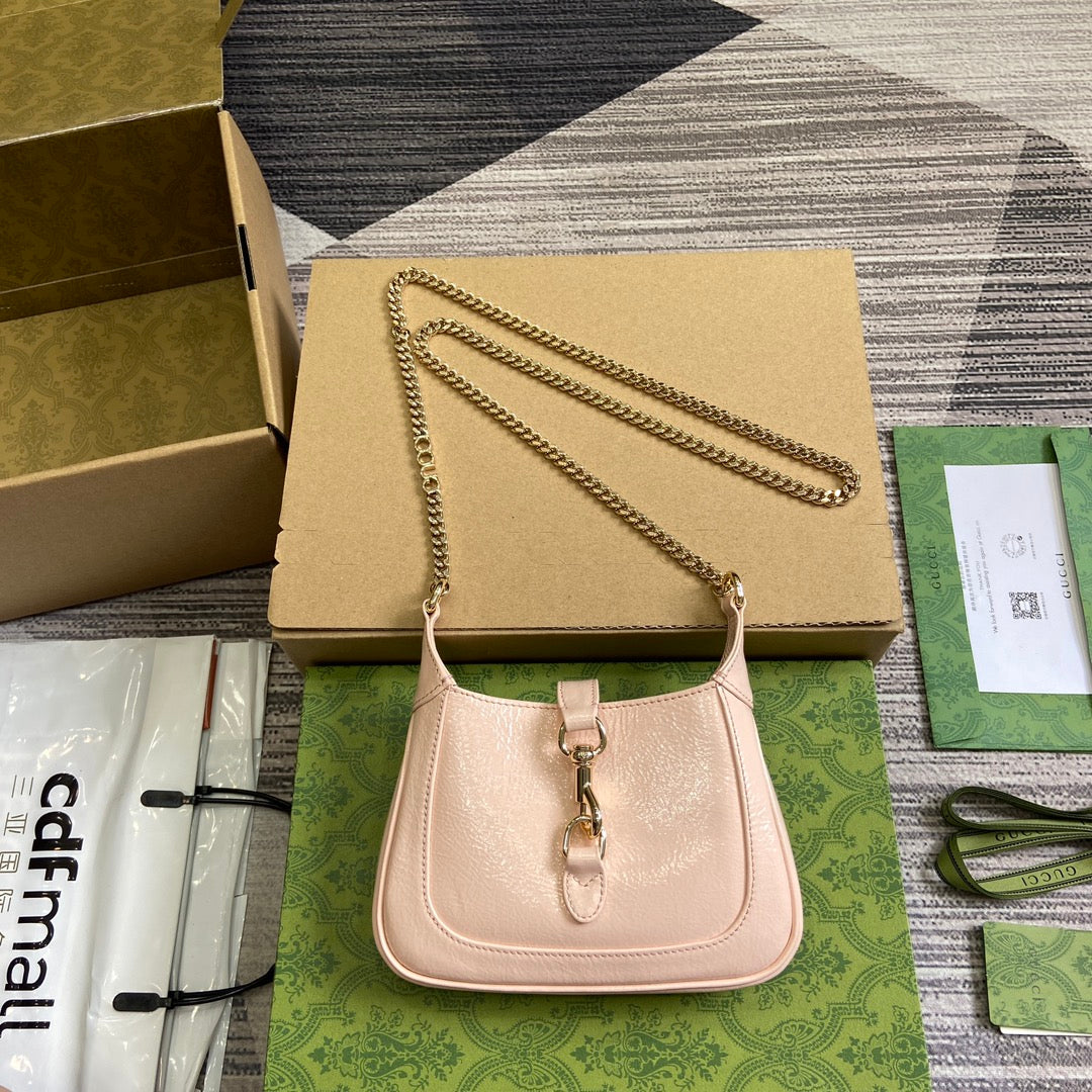 Luxury Gucci JACKIE NOTTE MINI BAG 19 IN LIGHT PINK CRACKED LACQUER CALFSKIN GOLD HARDWARE