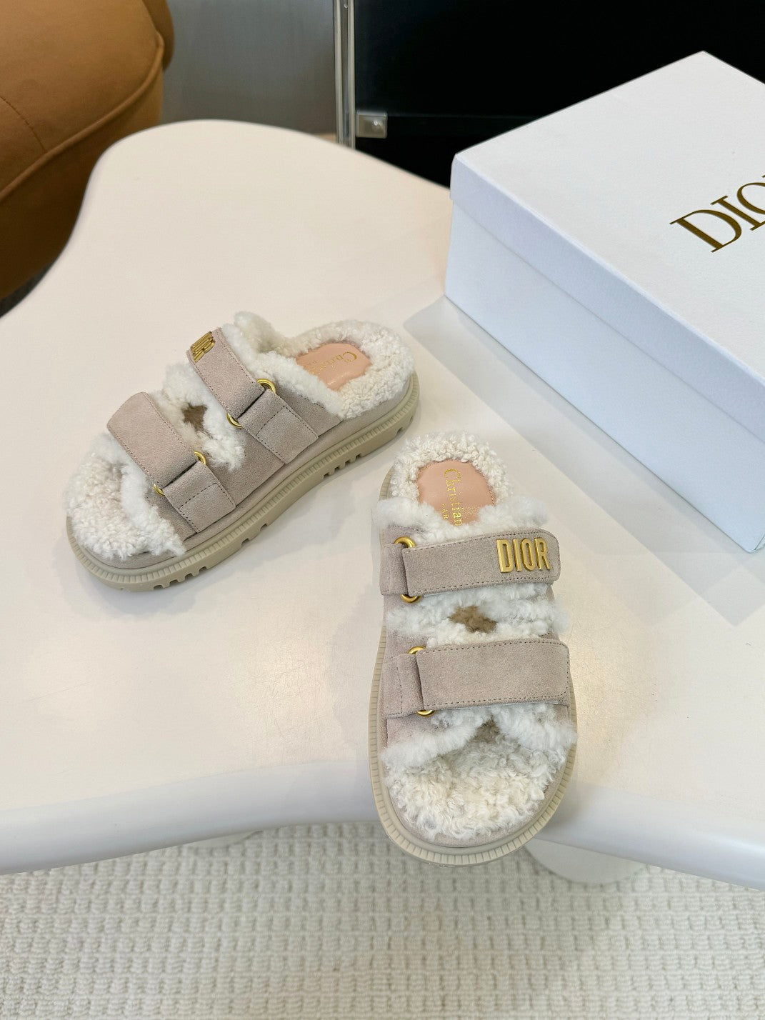 Luxury Dior DIORact Slide Grey Suede And Fleece Lining
