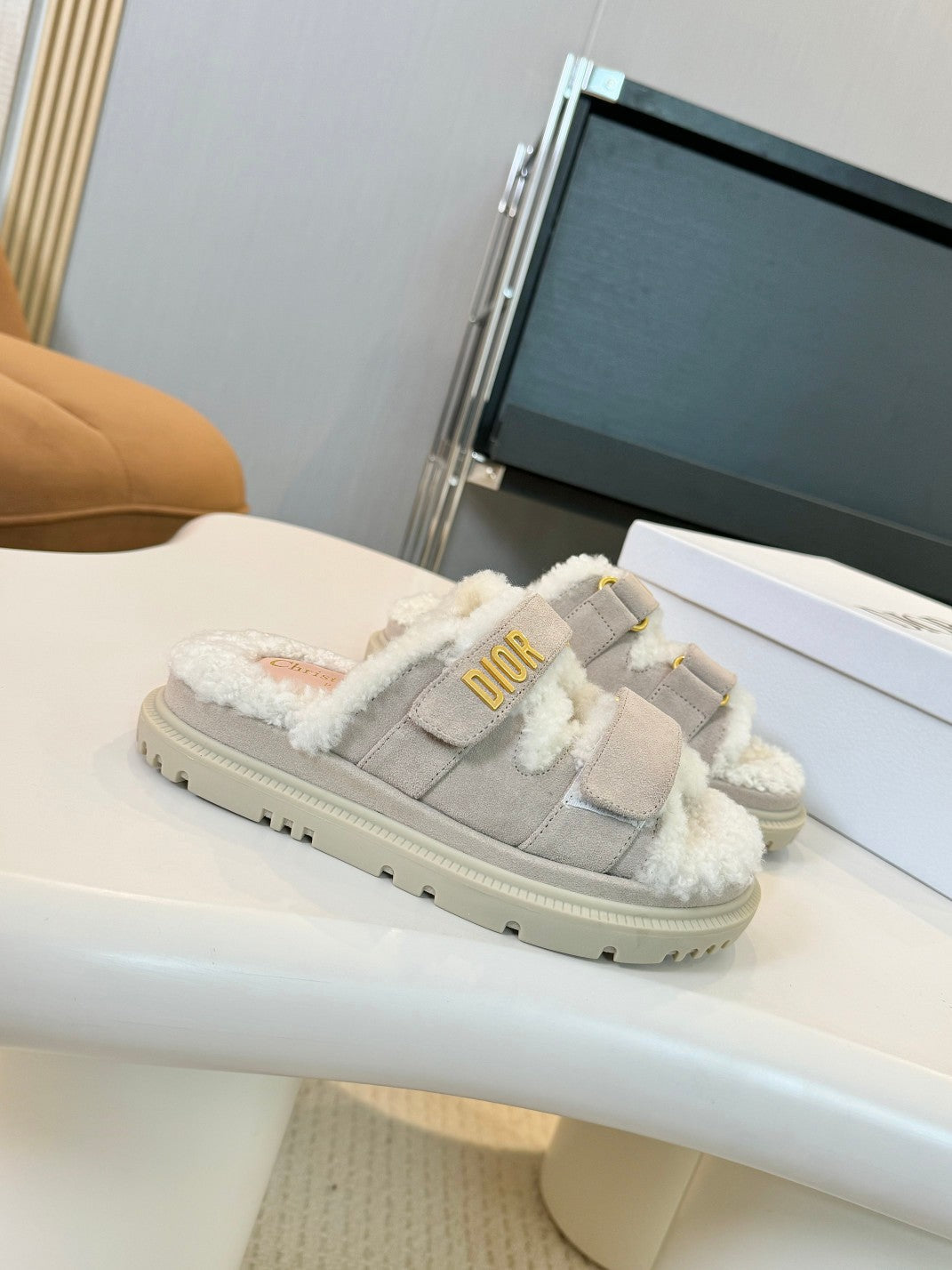 Luxury Dior DIORact Slide Grey Suede And Fleece Lining