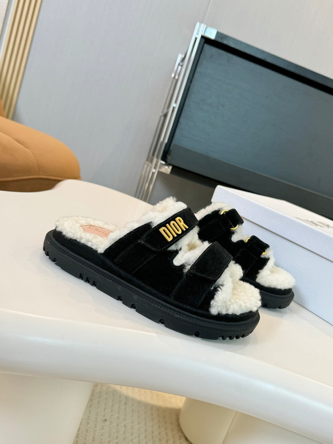 Luxury Dior DIORact Slide Black Suede And Fleece Lining
