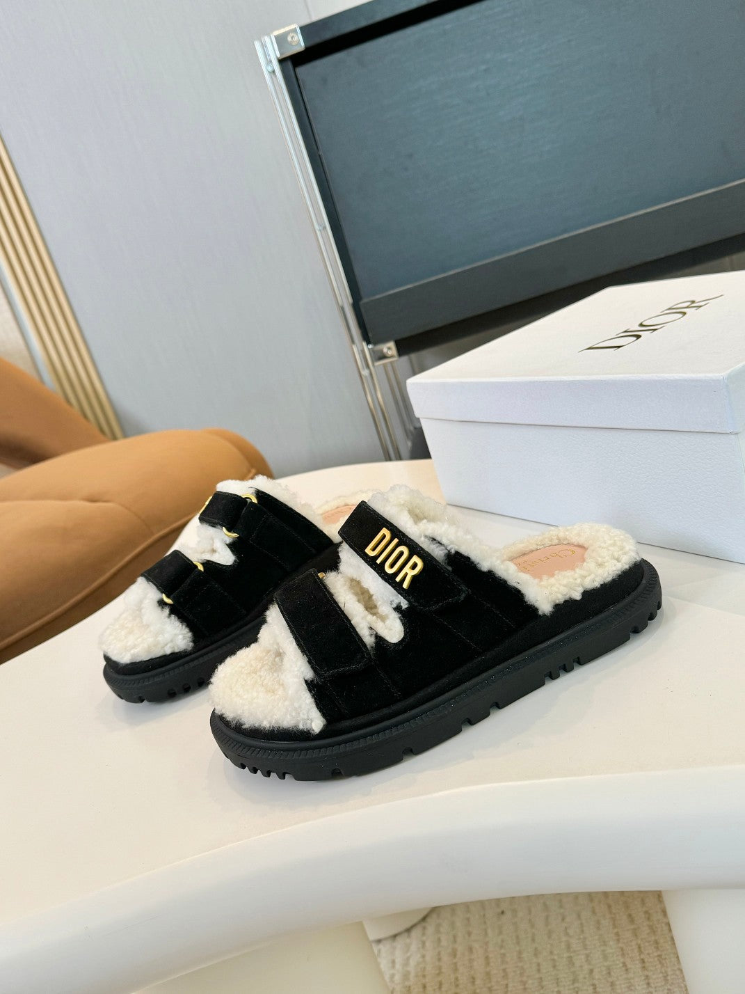 Luxury Dior DIORact Slide Black Suede And Fleece Lining