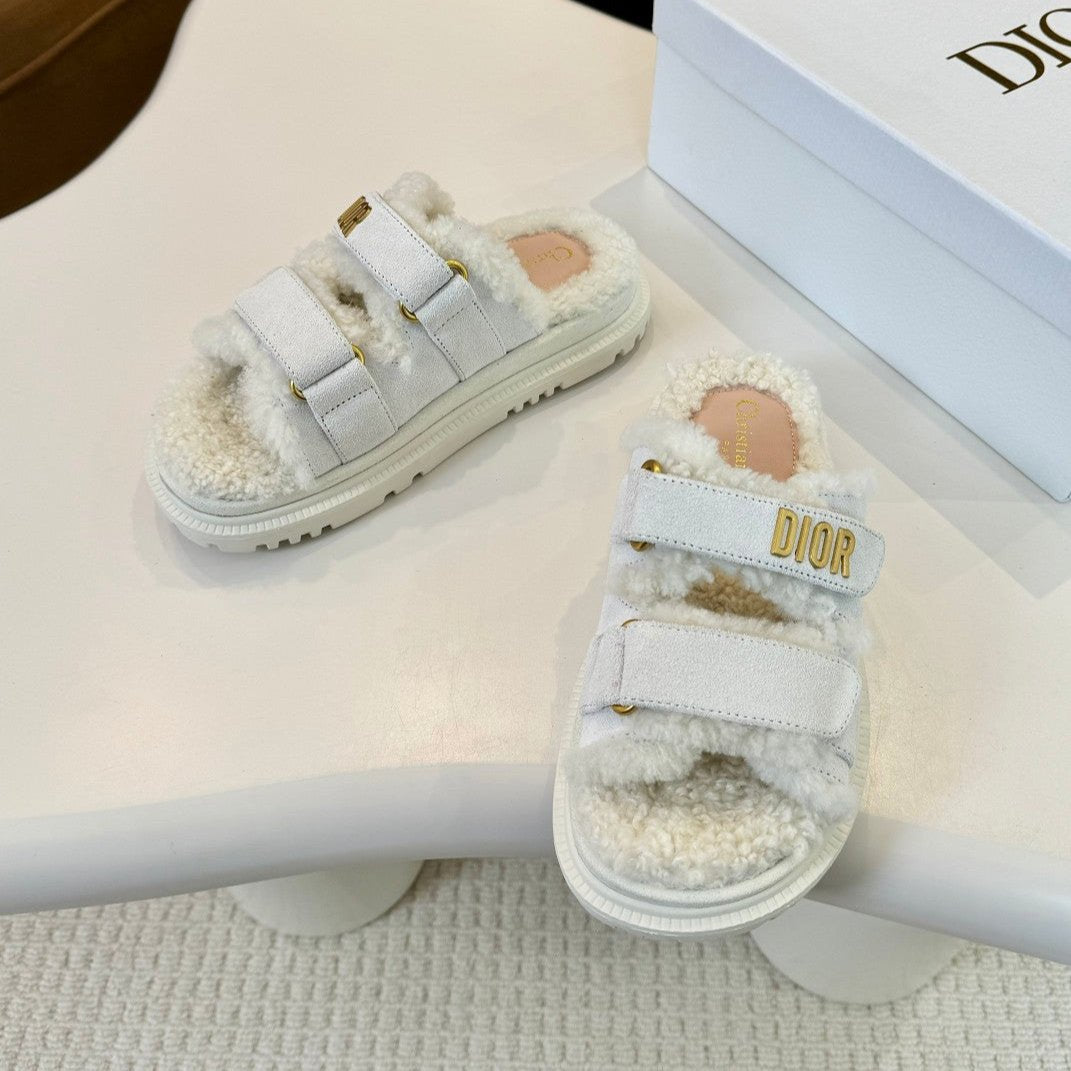 Luxury Dior DIORact Slide White Suede And Fleece Lining
