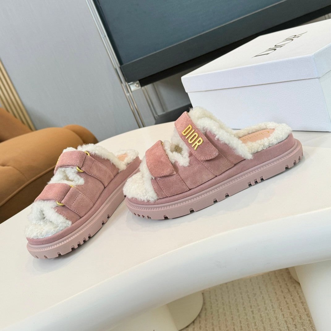 Luxury Dior DIORact Slide Pink Suede And Fleece Lining