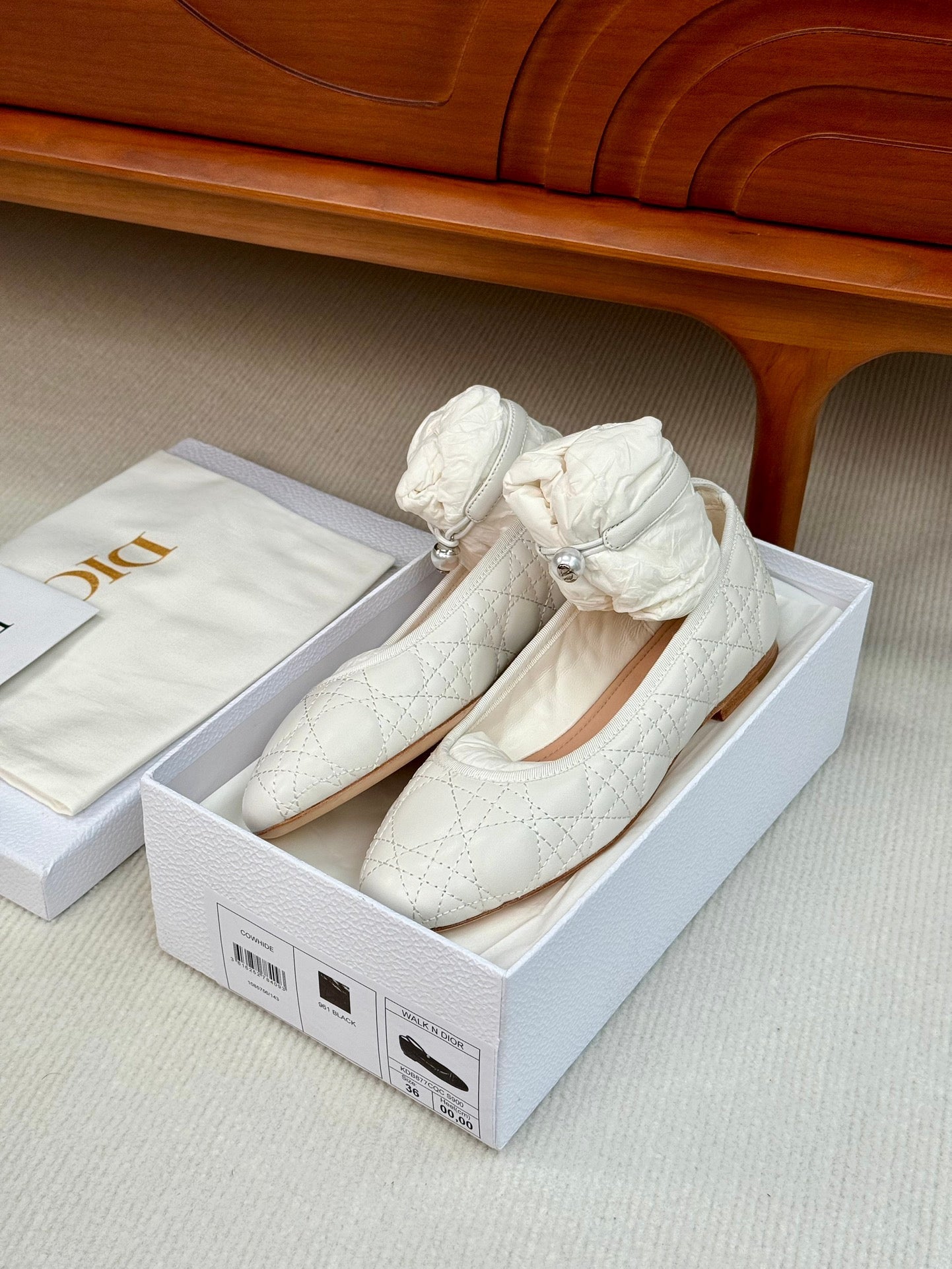 Luxury Diorballet flat white lambskin mop