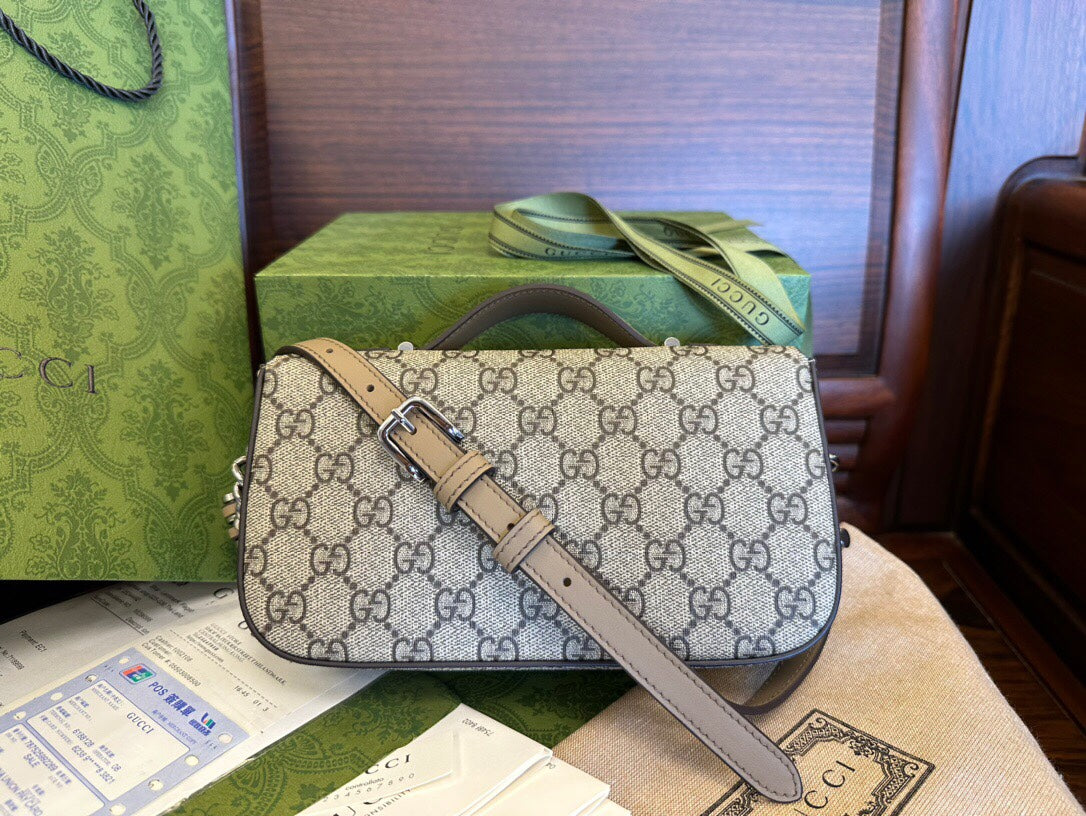 Luxury Gucci GG MINI 21 CLASSIC SHOULDER BAG IN BEIGE CANVAS