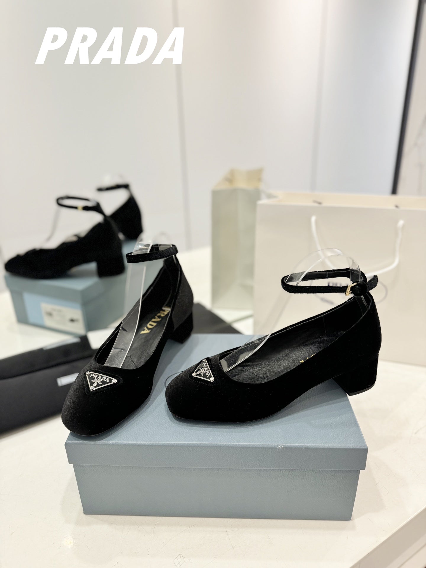 Luxury PradaPumps 40 Square Sole Black Velvet