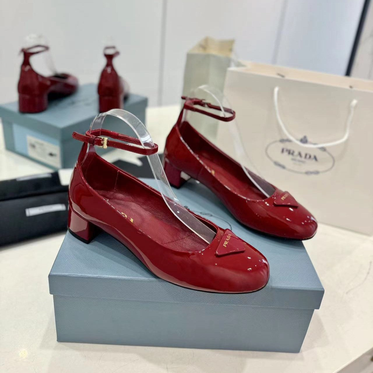 Luxury PradaPumps 40 Square Sole Wine Patent Leather