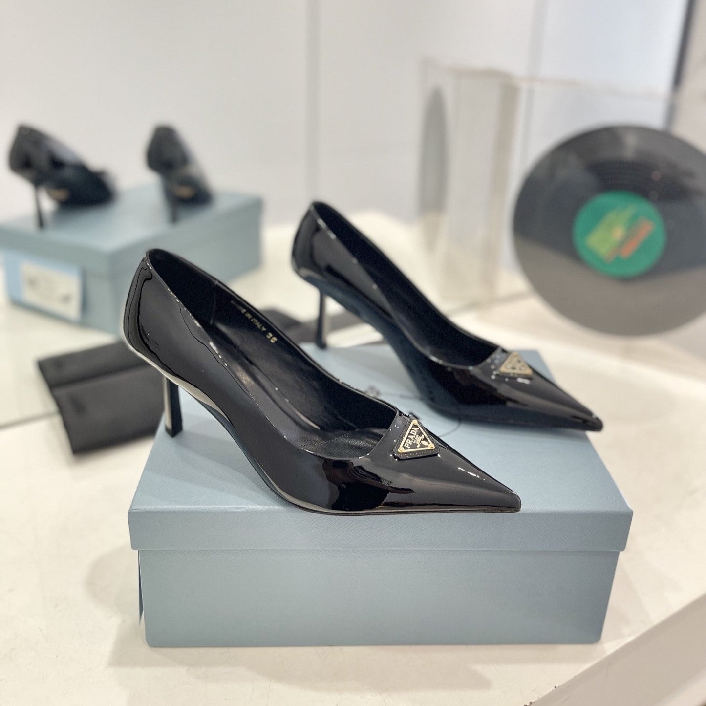 Luxury PradaPumps 75 Black Patent Leather