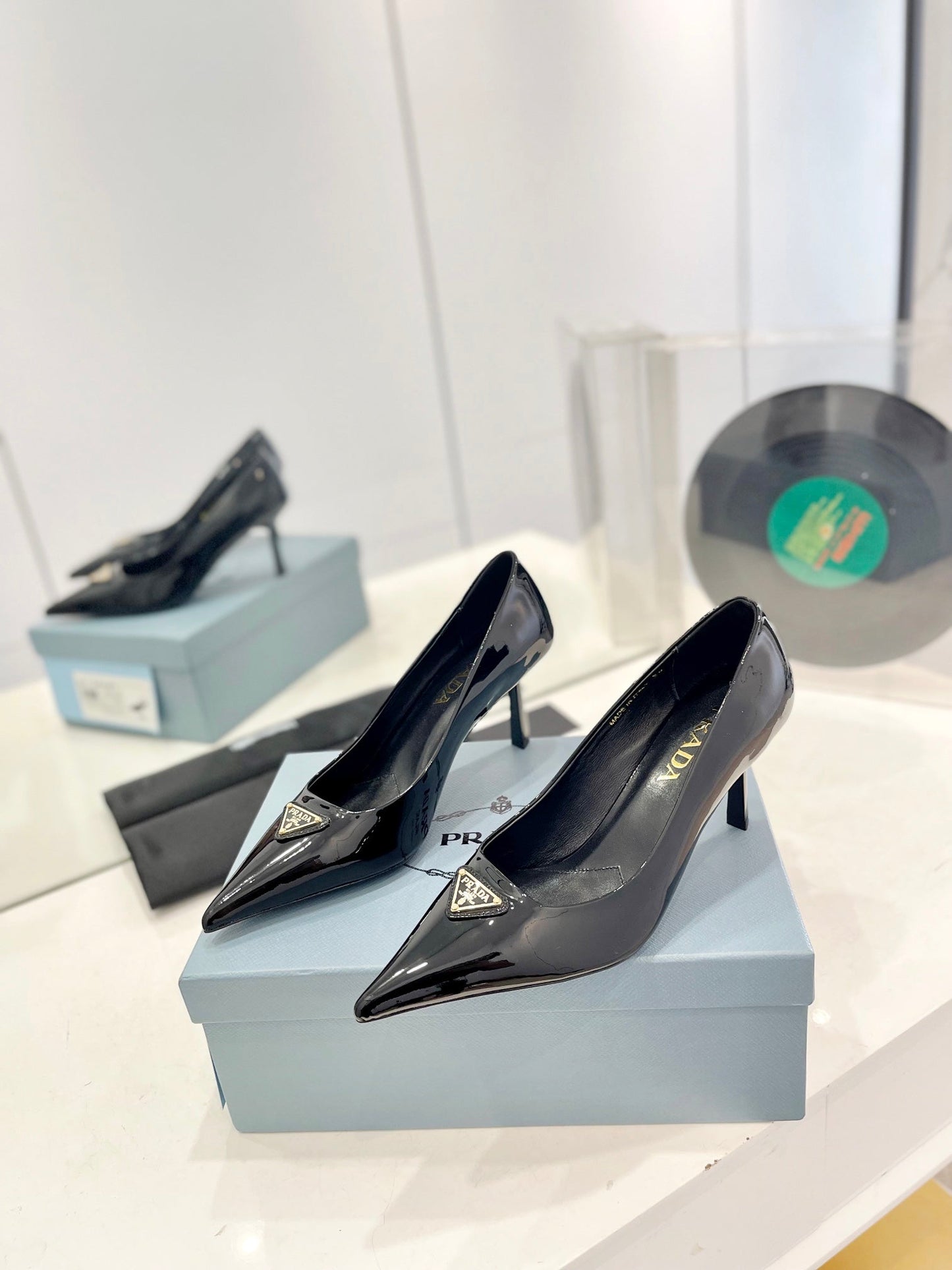 Luxury PradaPumps 75 Black Patent Leather
