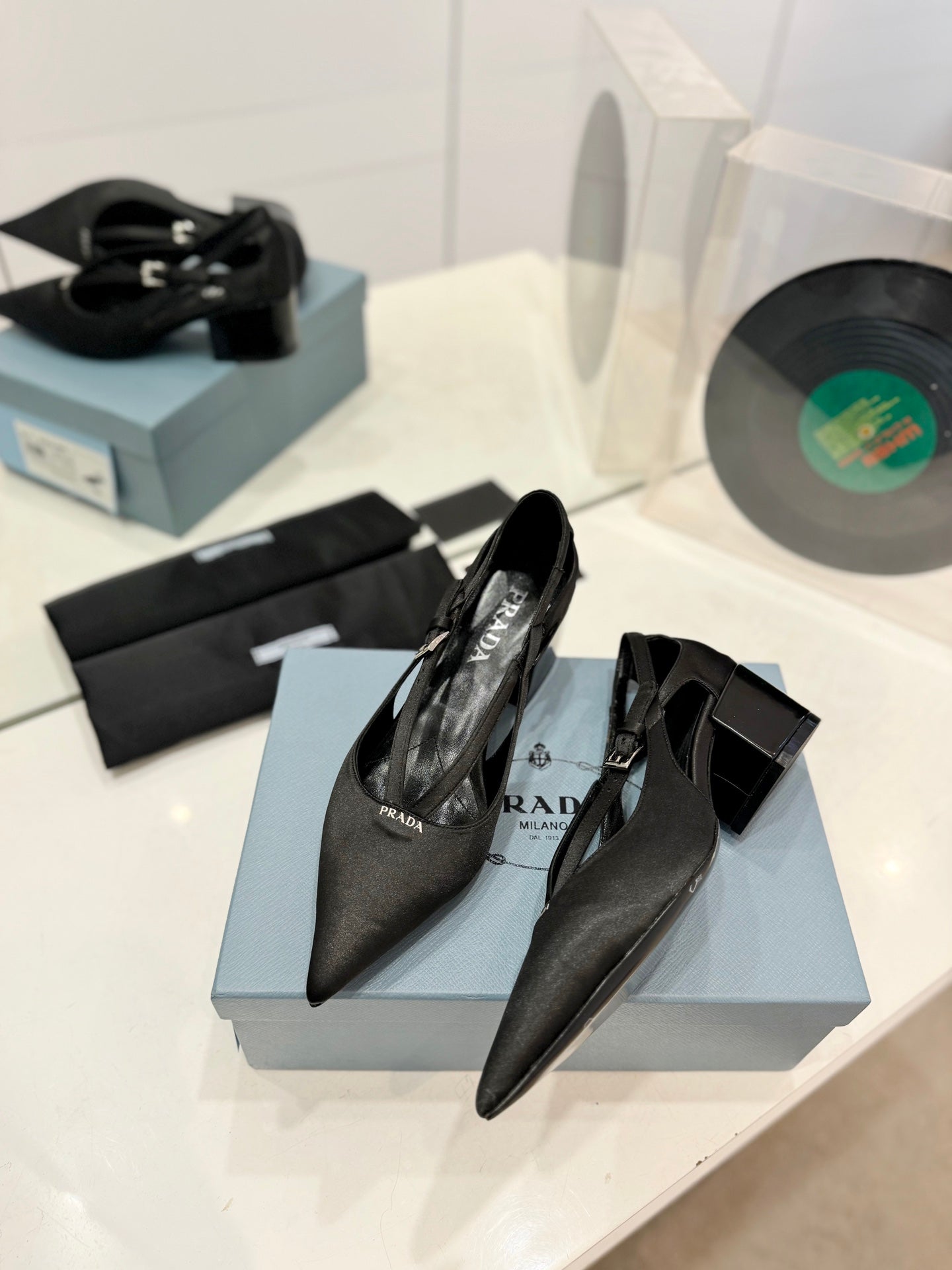 Luxury PradaPumps 50 Square Sole Black Suede Fabric