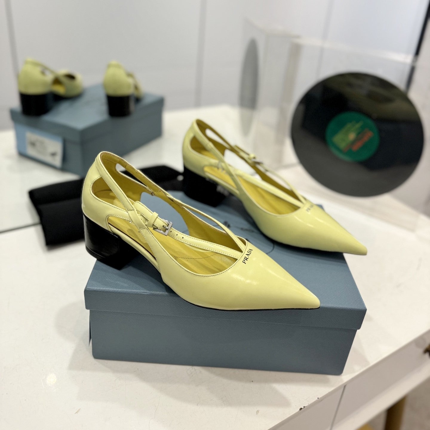 Luxury PradaPumps 50 Square Sole Vanilla Patent Leather