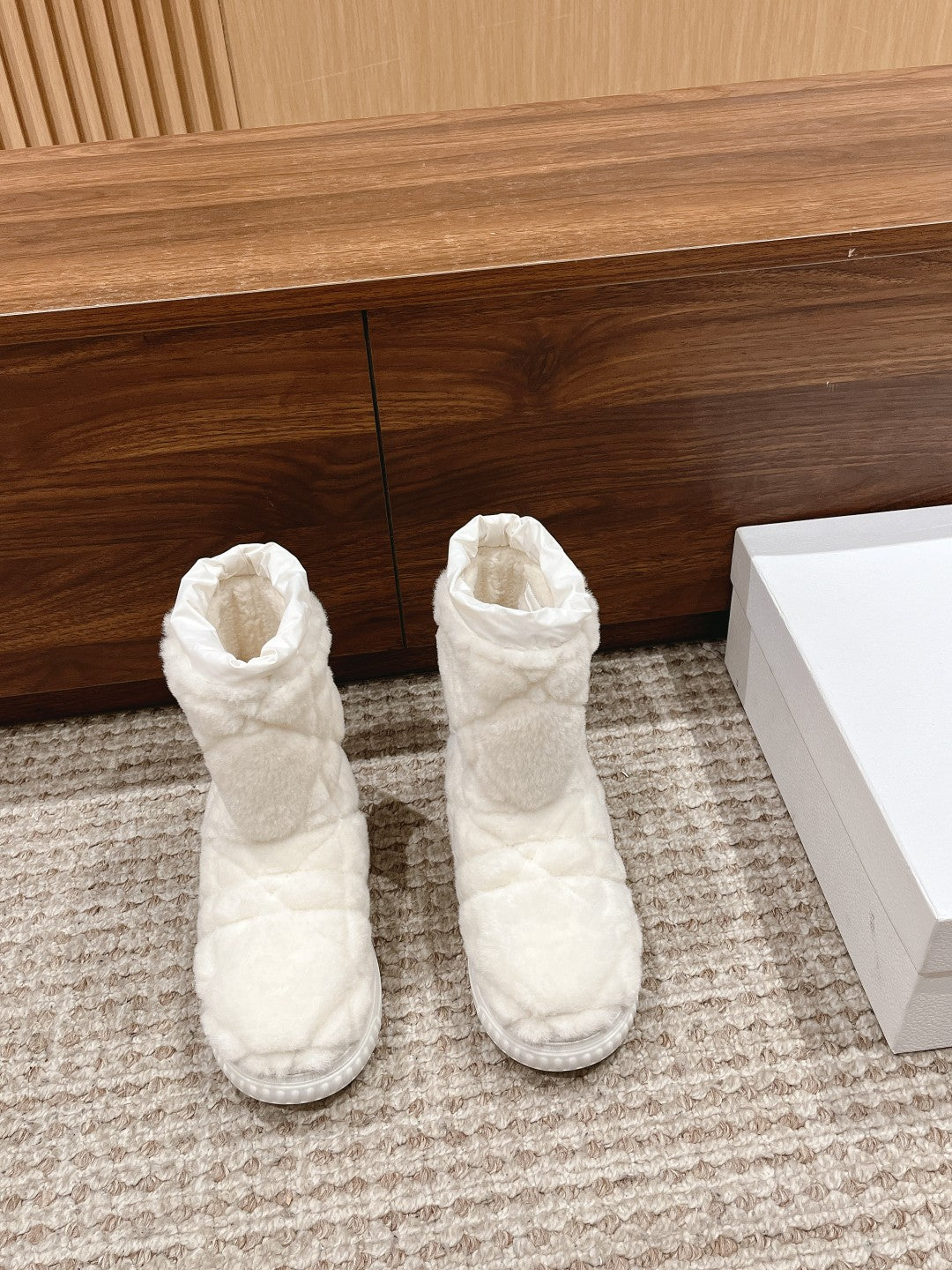 Luxury DiorAnkle Boots White Fleece And Windbreaker Fabric