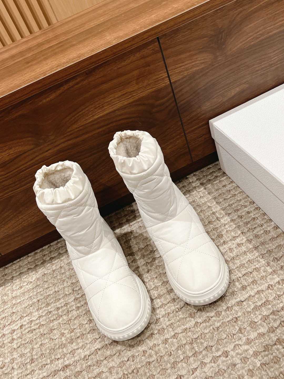 Luxury DiorAnkle Boots White Quilted Windbreaker Fabric And Fleece