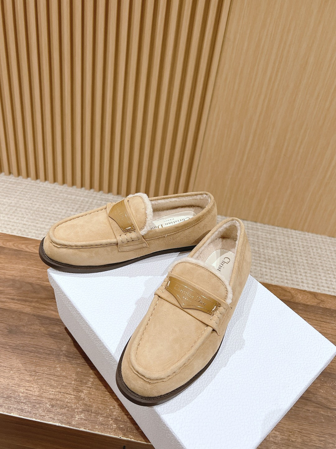 Luxury DiorLoafer In Beige Suede 101003