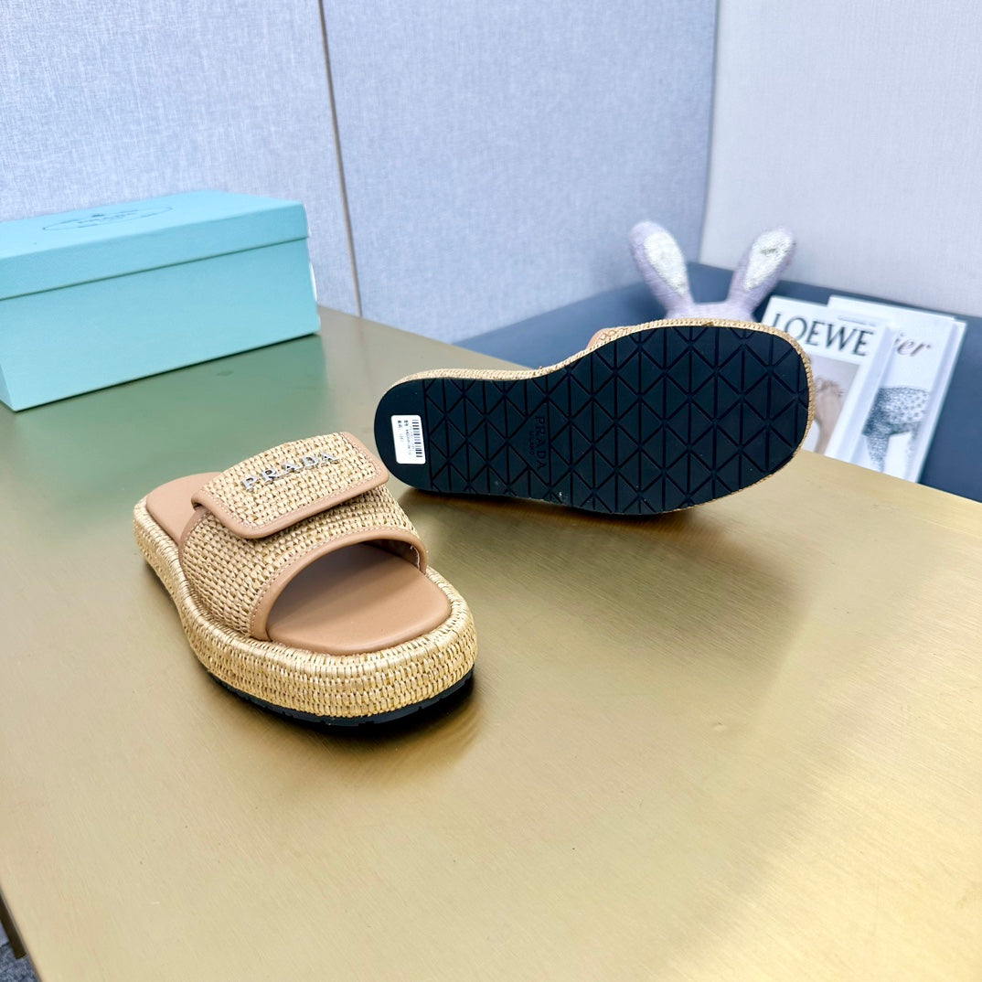 Luxury PradaCrochet Mule 20 Beige