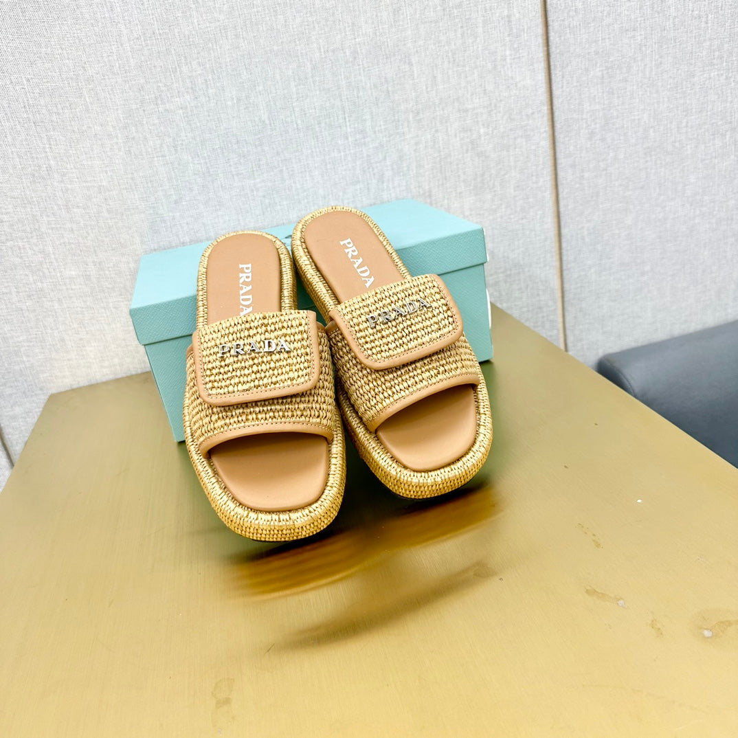 Luxury PradaCROCHET SLIDES SLIPPERS BEIGE RAFFIA