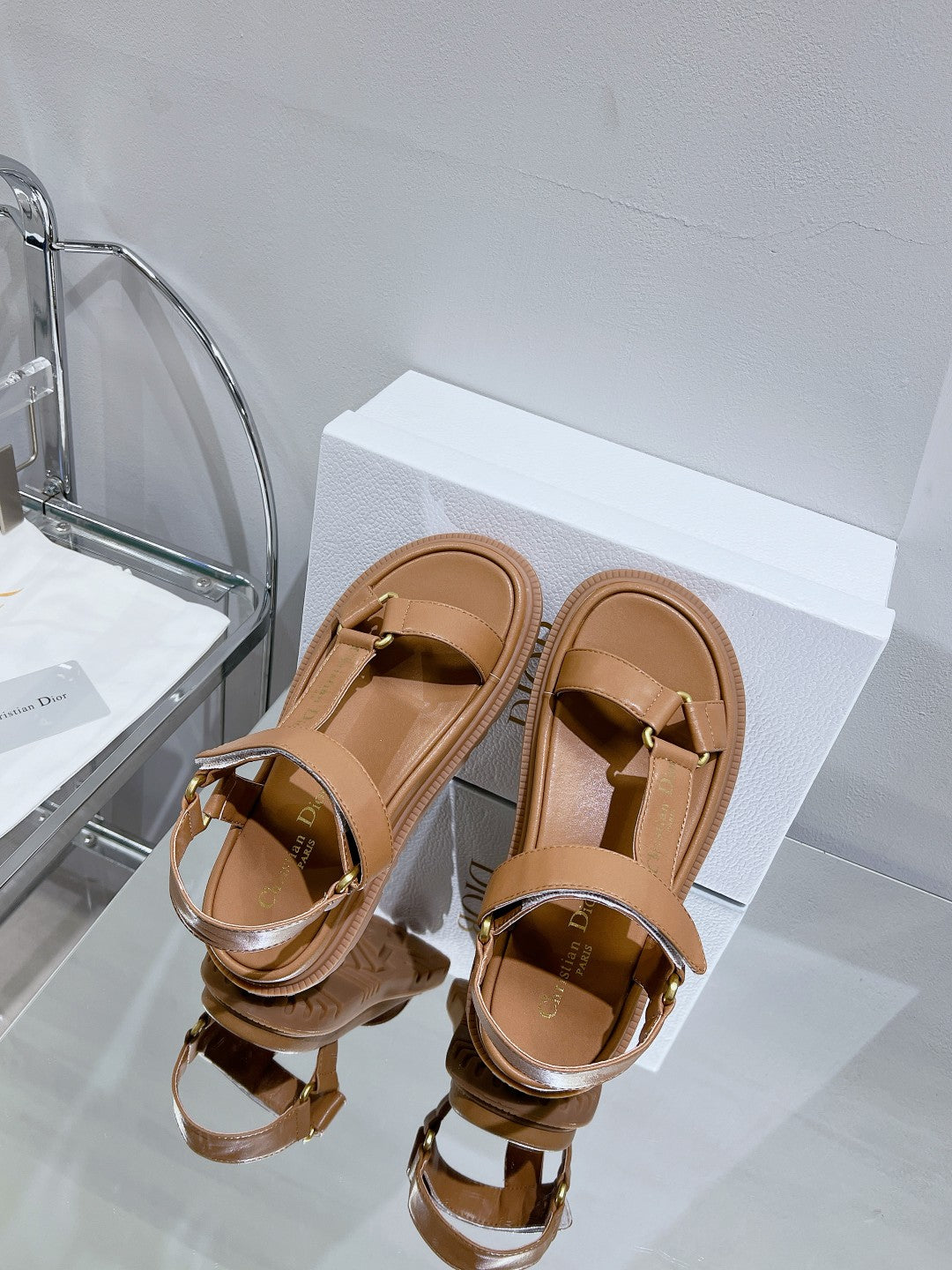 Luxury DiorD-Wave Sandal In Brown Cowhide 100751