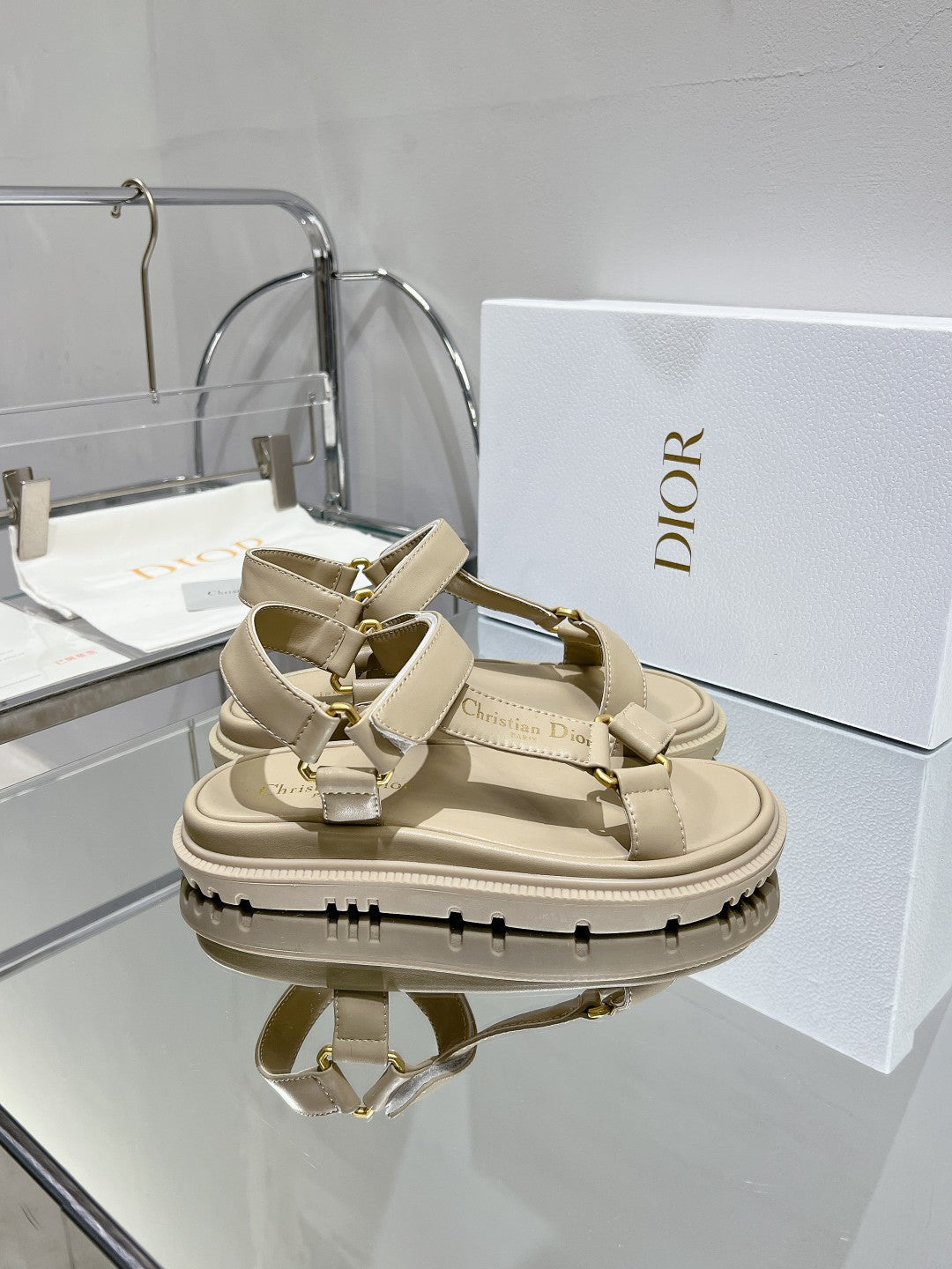 Luxury DiorD-Wave Sandal In Beige Cowhide 100753