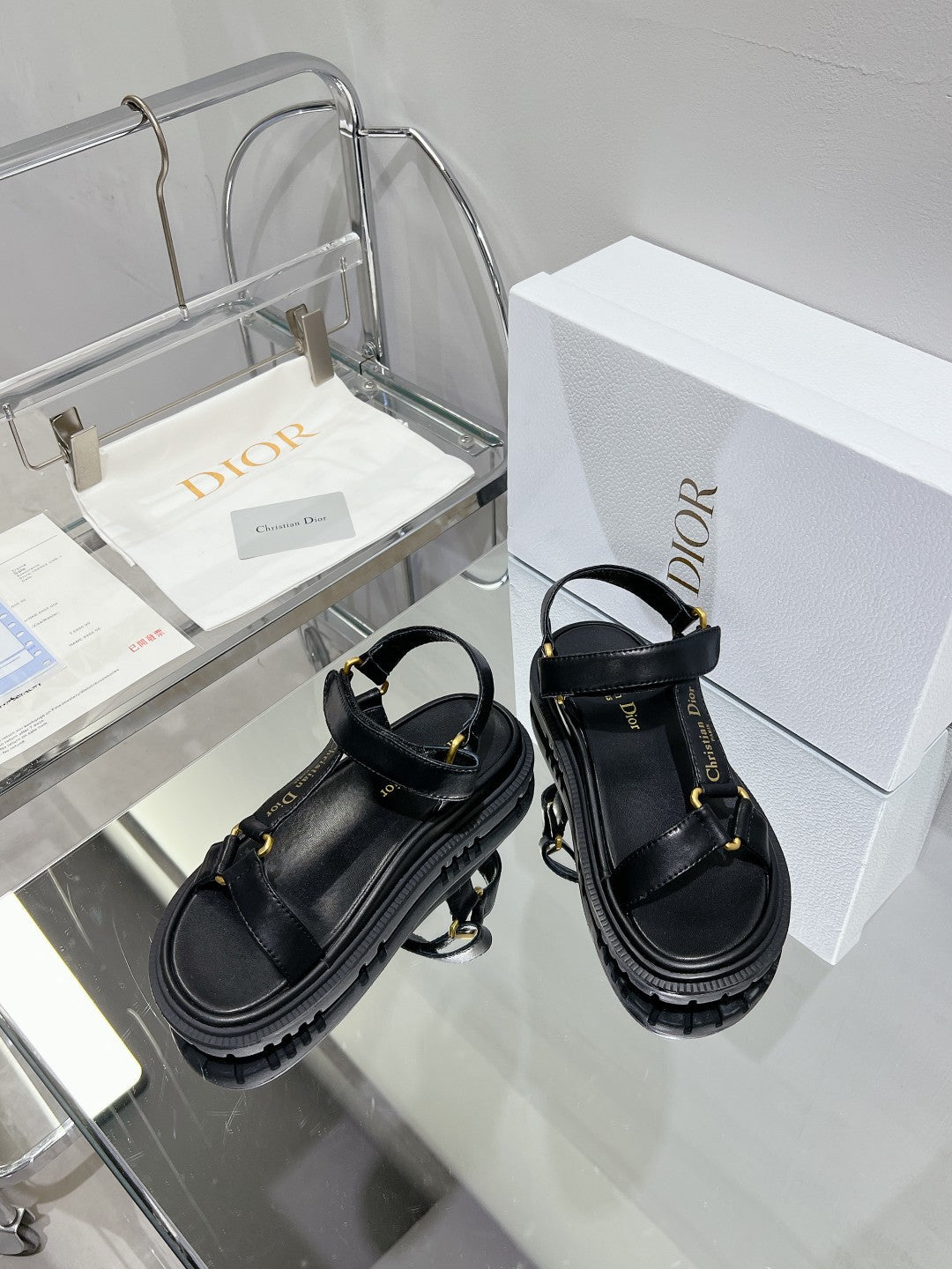 Luxury DiorD-Wave Sandal In Black Cowhide 100755