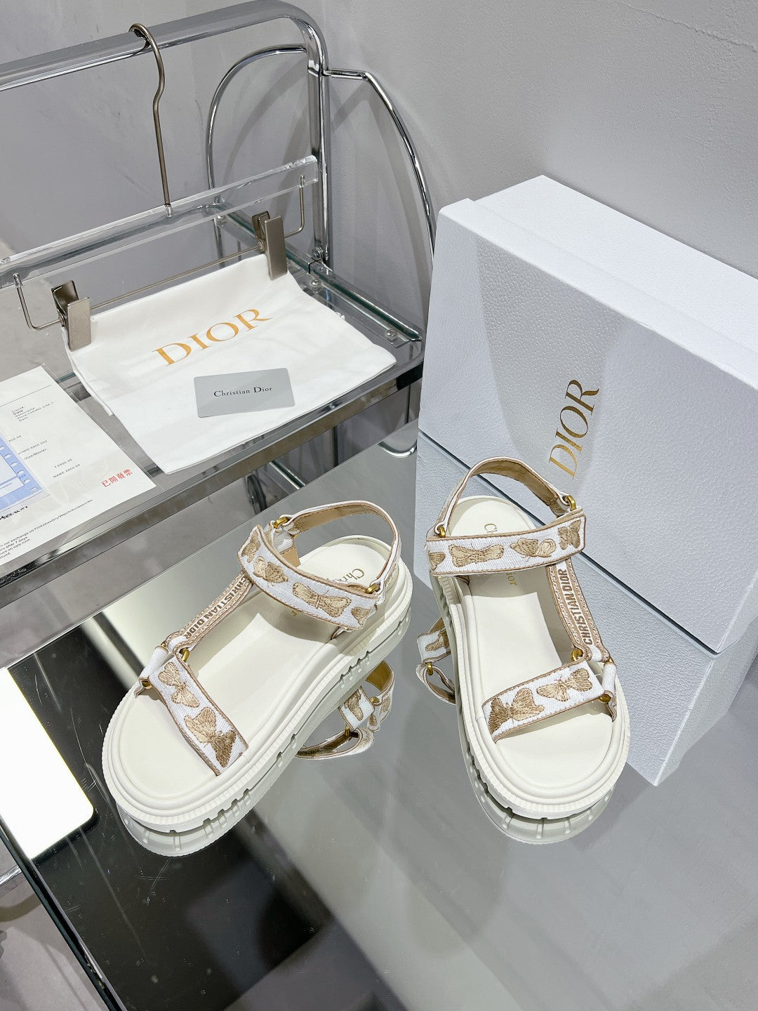 Luxury DiorD-Wave Sandal In Dark Beige Mix White Cowhide 100757