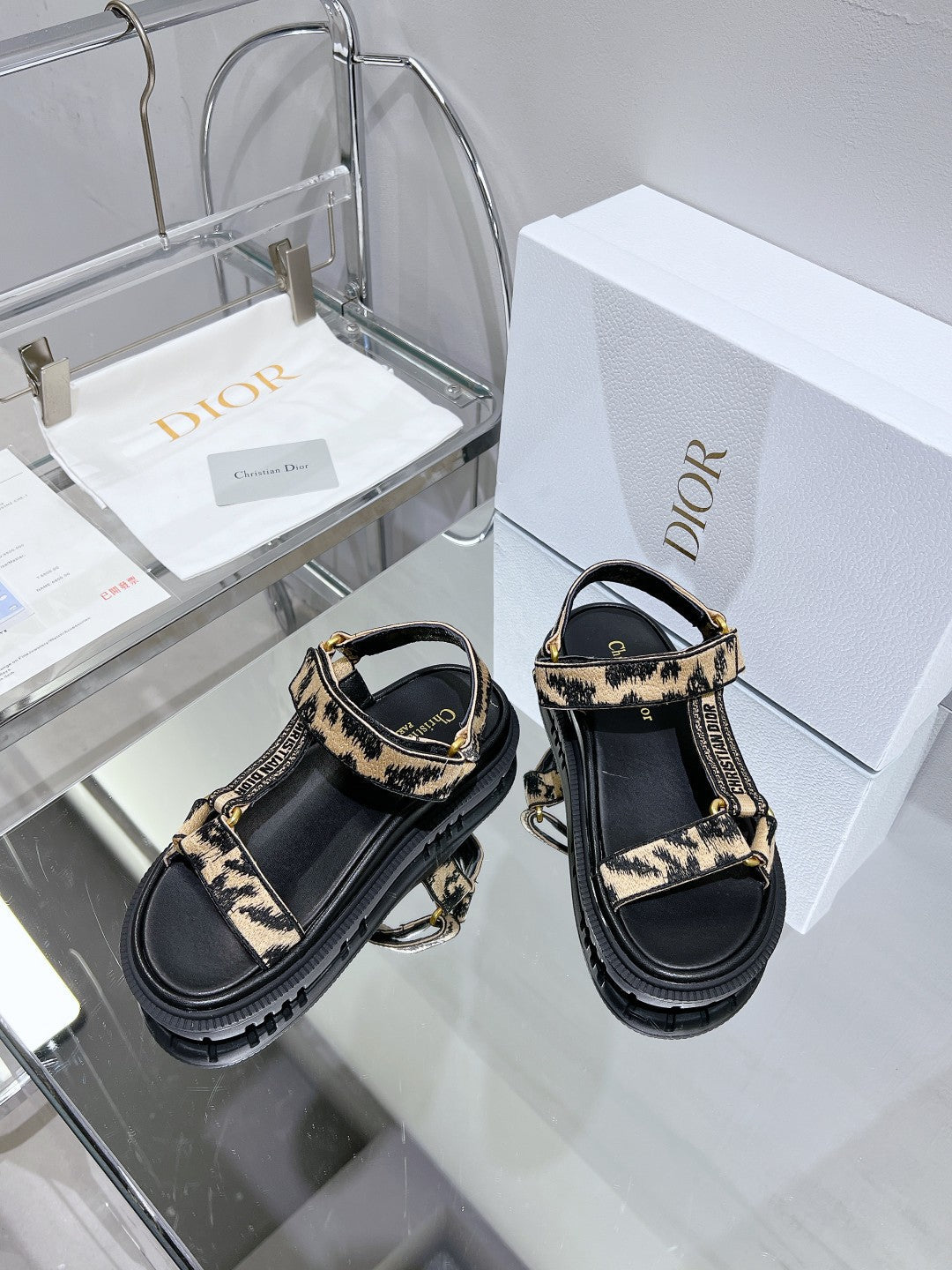 Luxury DiorD-Wave Sandal In Drak Beige Black Cowhide 100765