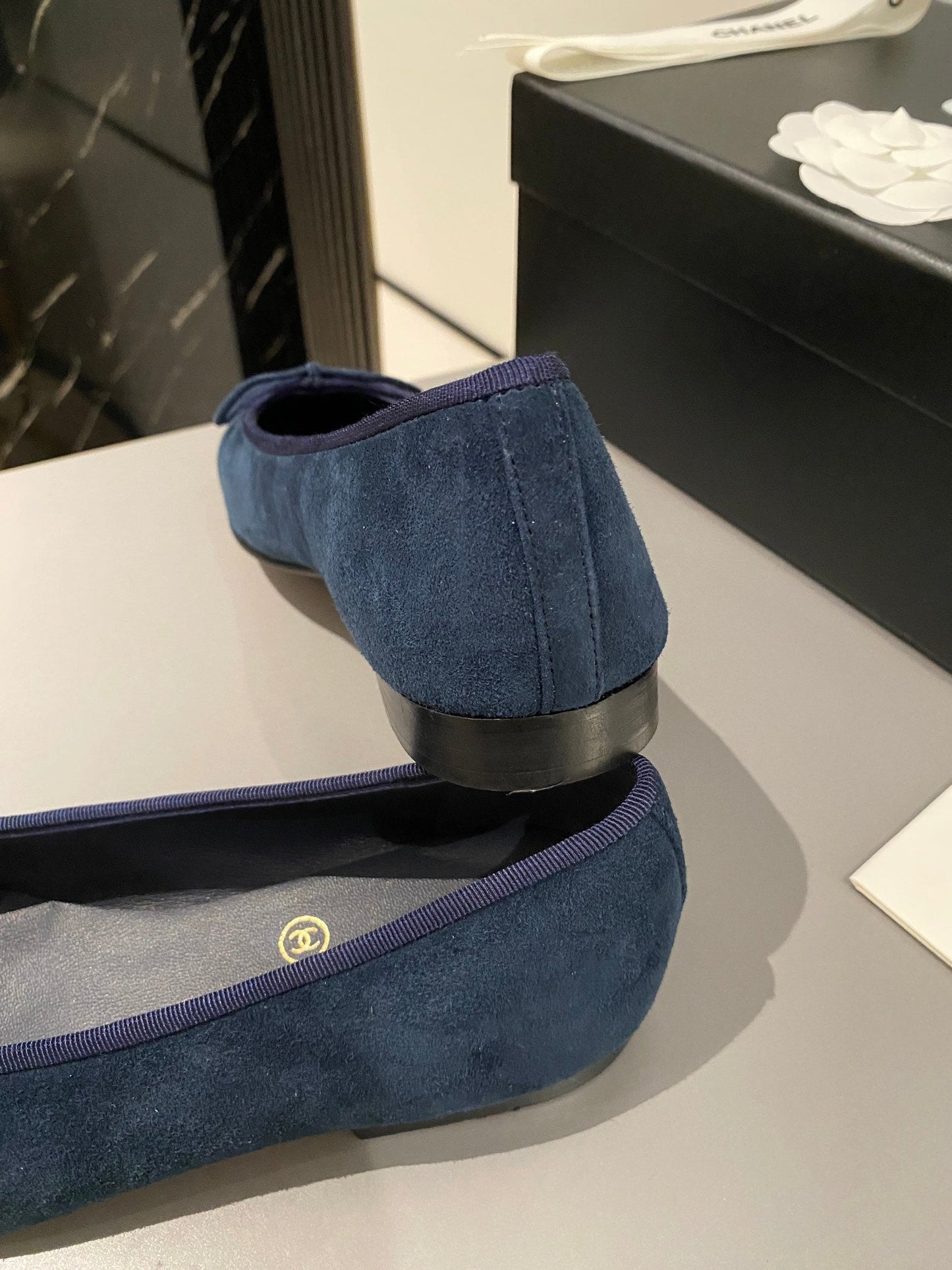 Luxury Chanel ballet flat dark blue suede calfskin