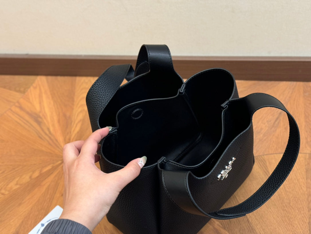 Luxury Prada25 BASKET BAG IN BLACK CALFSKIN