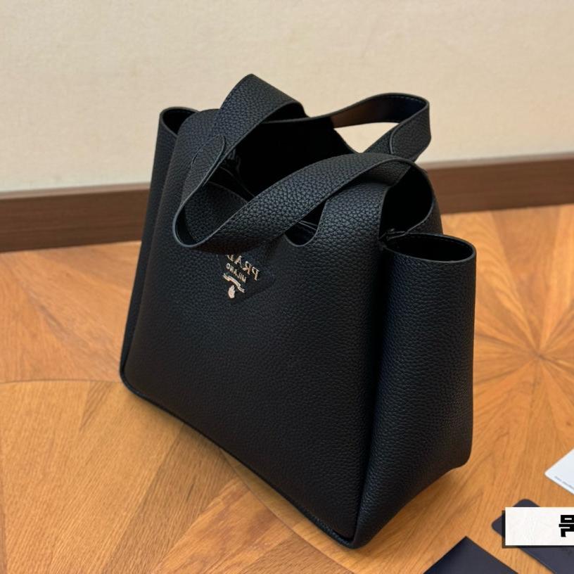 Luxury Prada25 BASKET BAG IN BLACK CALFSKIN