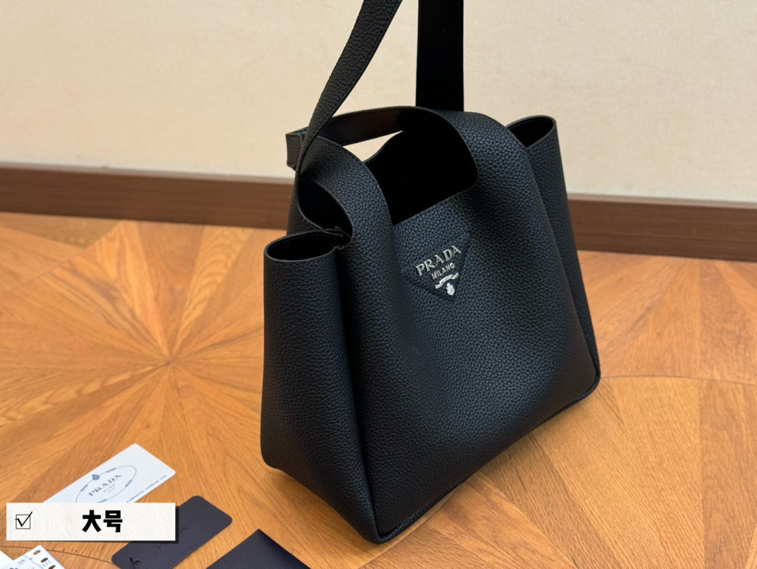 Luxury Prada25 BASKET BAG IN BLACK CALFSKIN