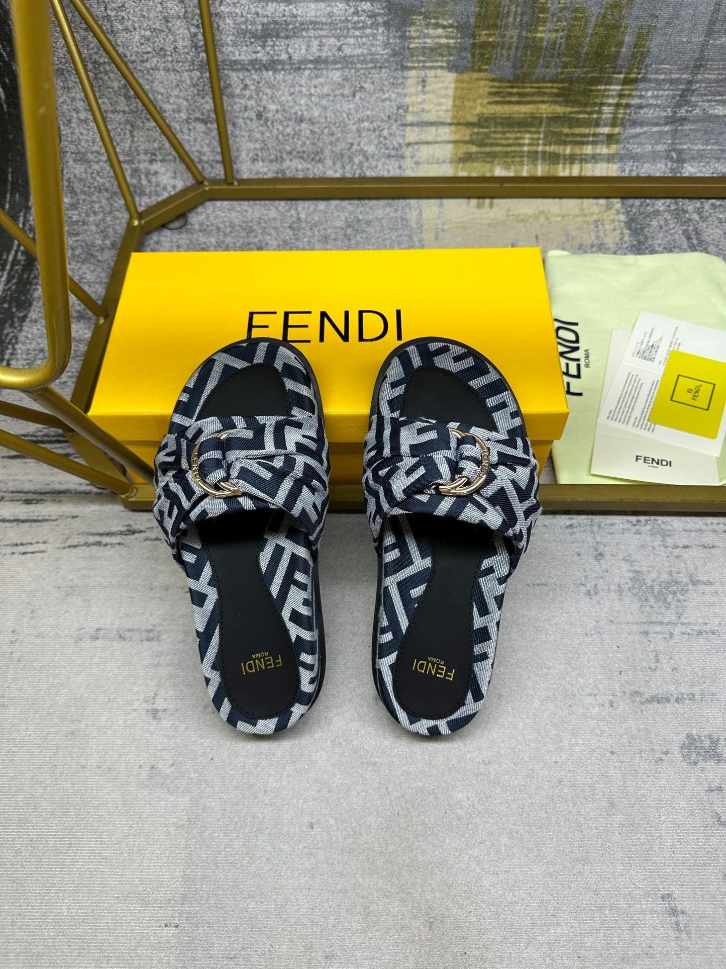 Luxury FendiFF Feel 10 Black Grey FF jacquard Slide