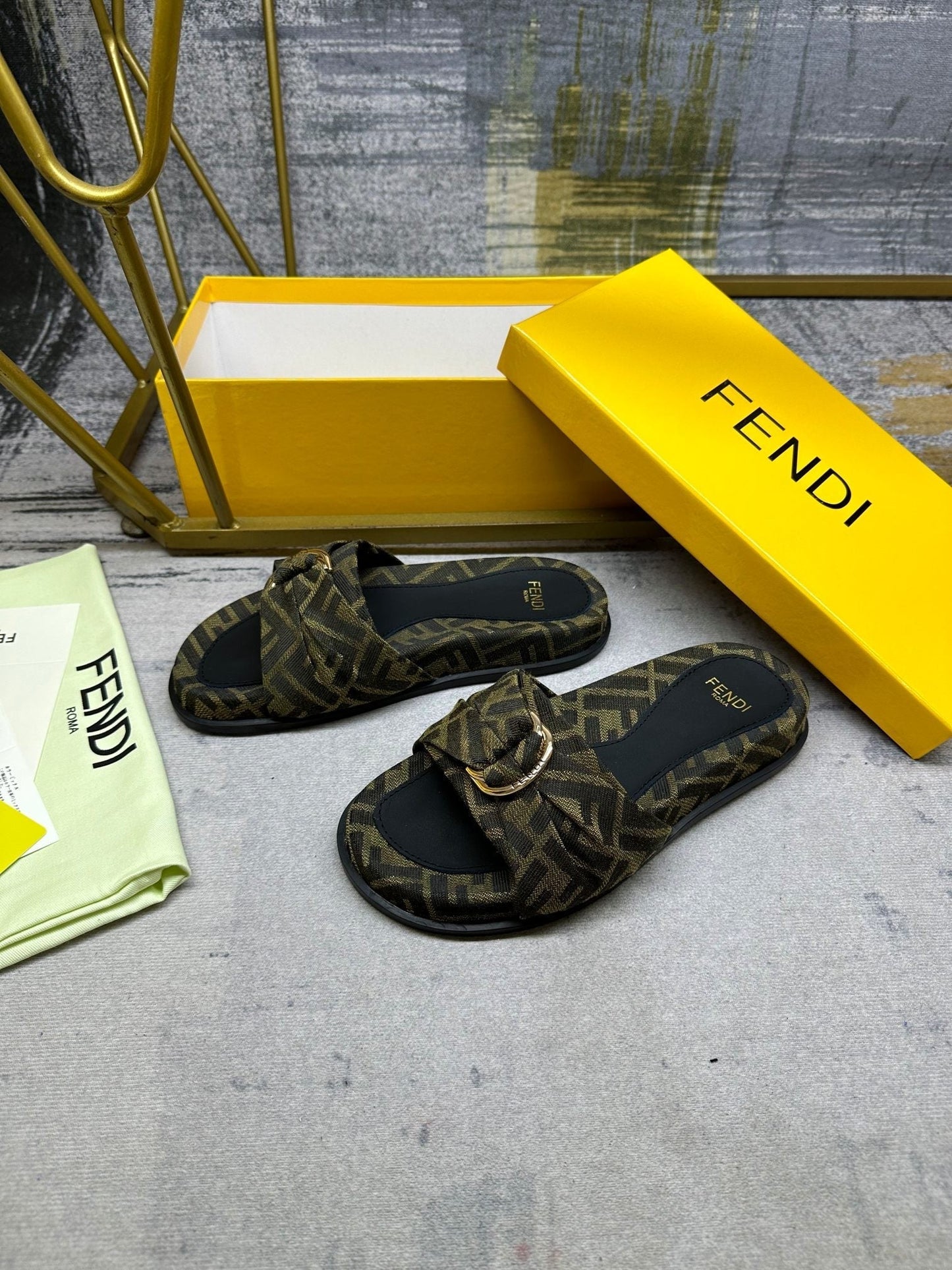 Luxury FendiFF Feel 10 Olive Black FF jacquard Slide