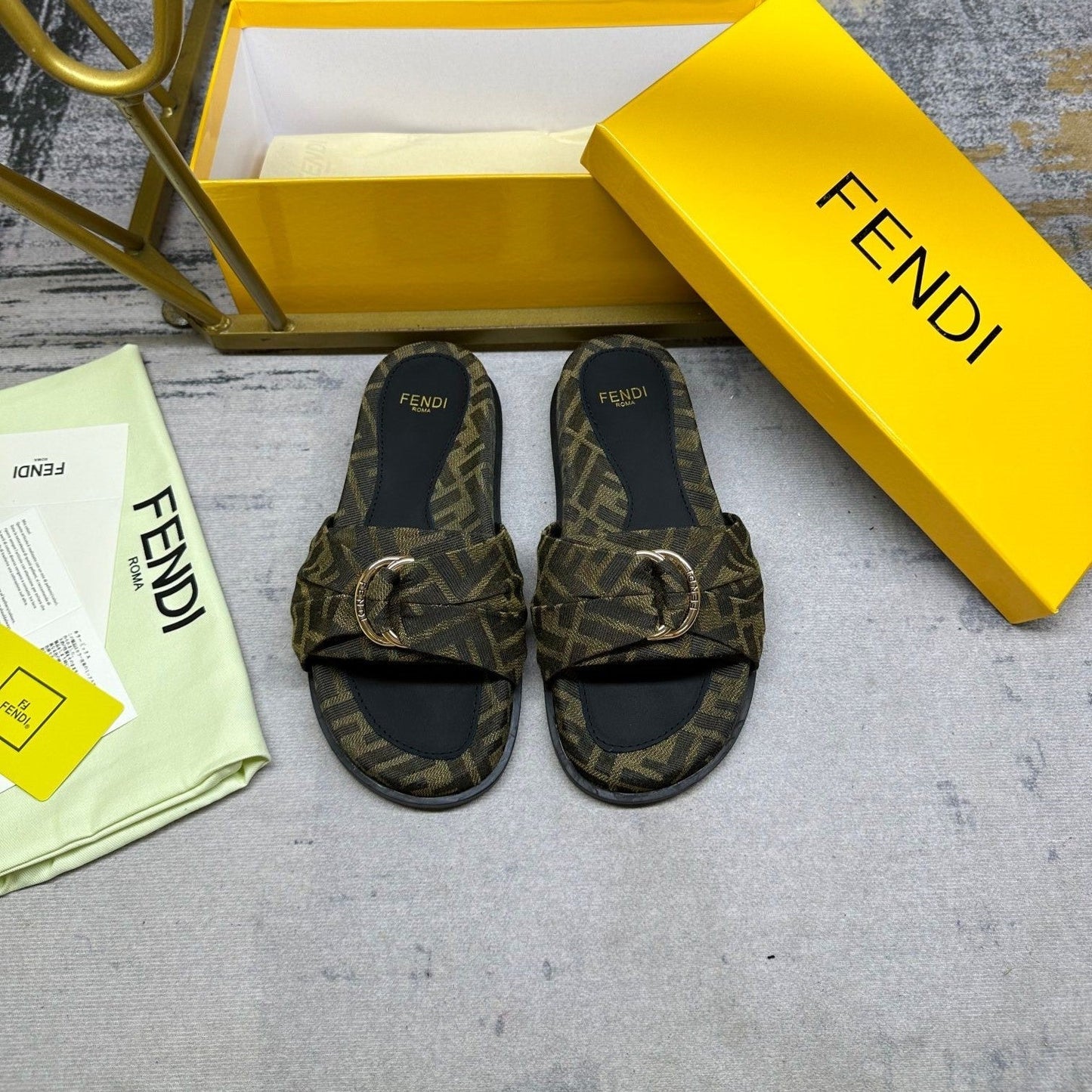 Luxury FendiFF Feel 10 Olive Black FF jacquard Slide