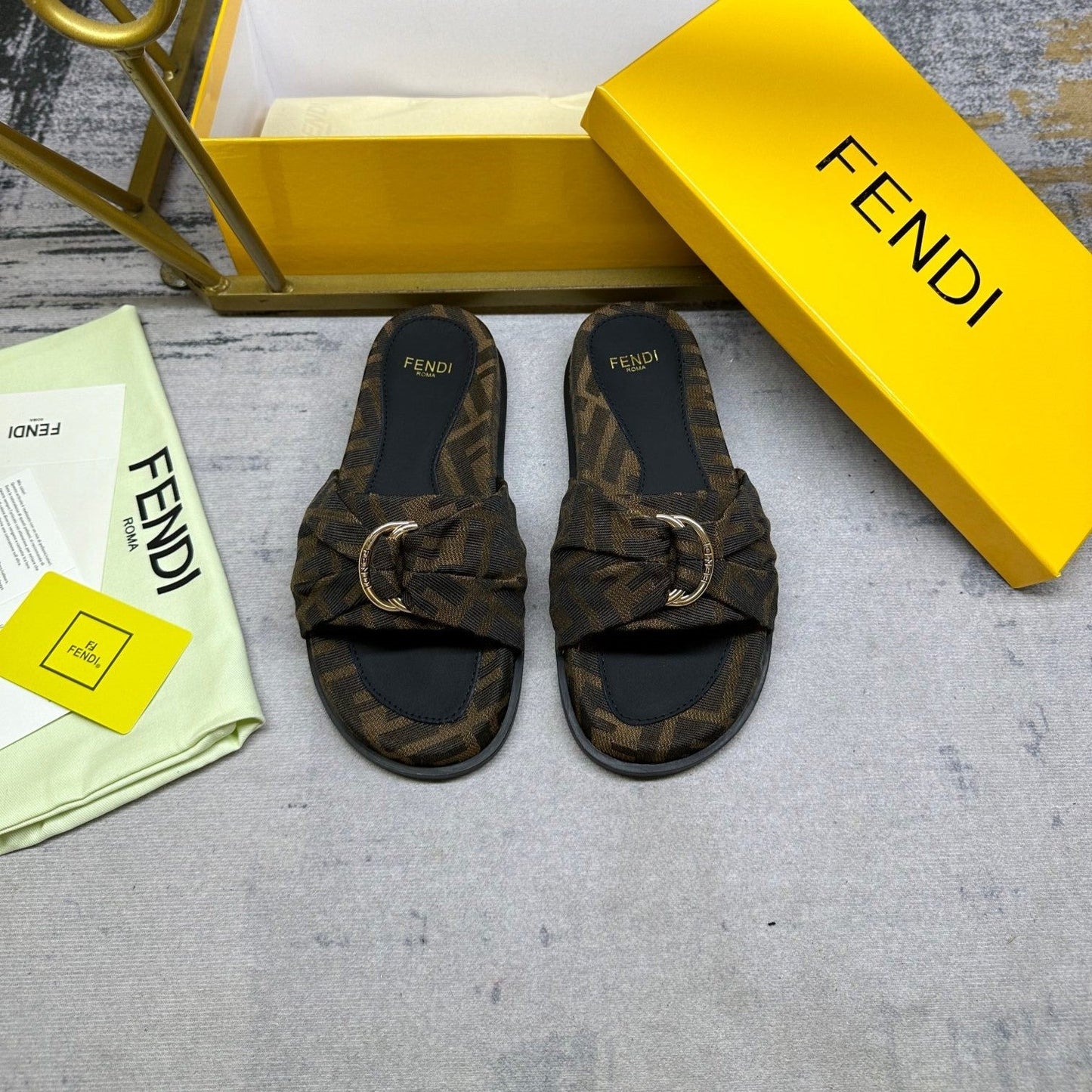 Luxury FendiFF Feel 10 Brown Black FF jacquard Slide