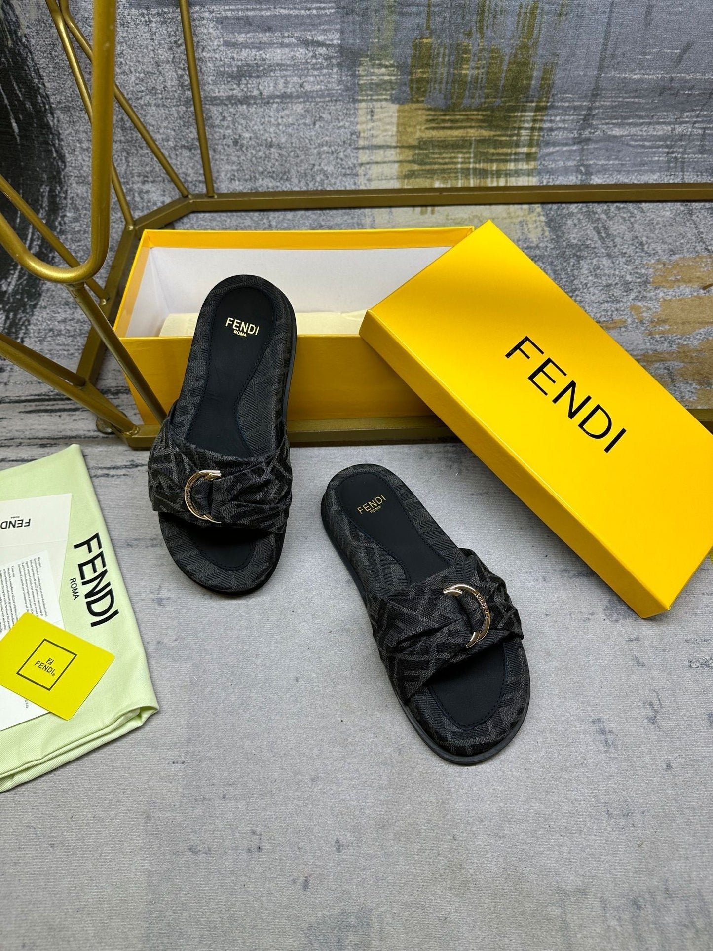Luxury FendiFF Feel 10 Black FF jacquard Slide
