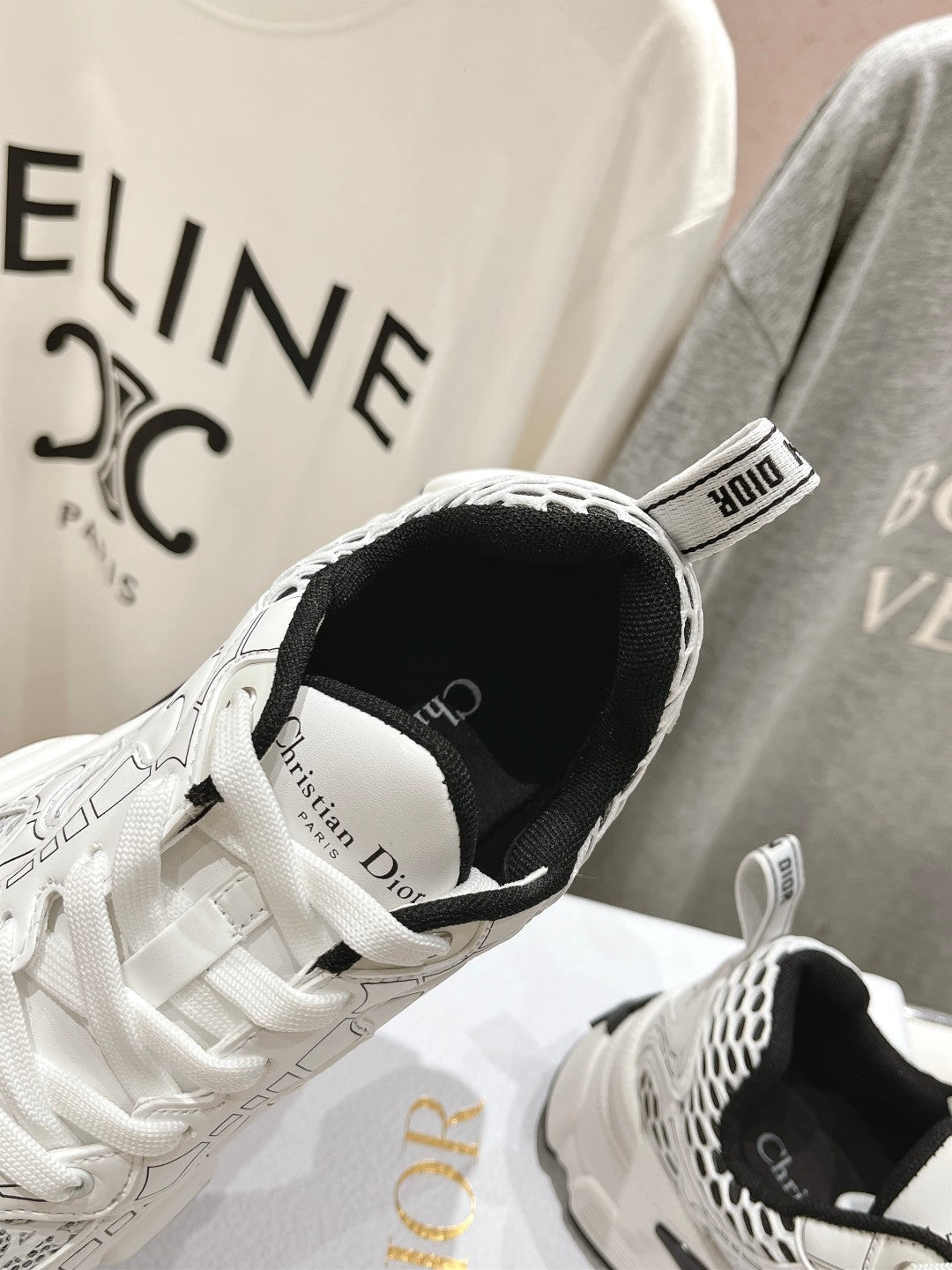 Luxury DiorVibe Sneaker White Black Polyester Mesh Fabric And Cowhide