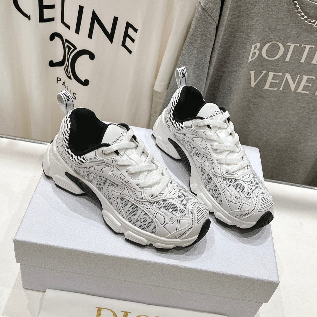 Luxury DiorVibe Sneaker White Black Polyester Mesh Fabric And Cowhide