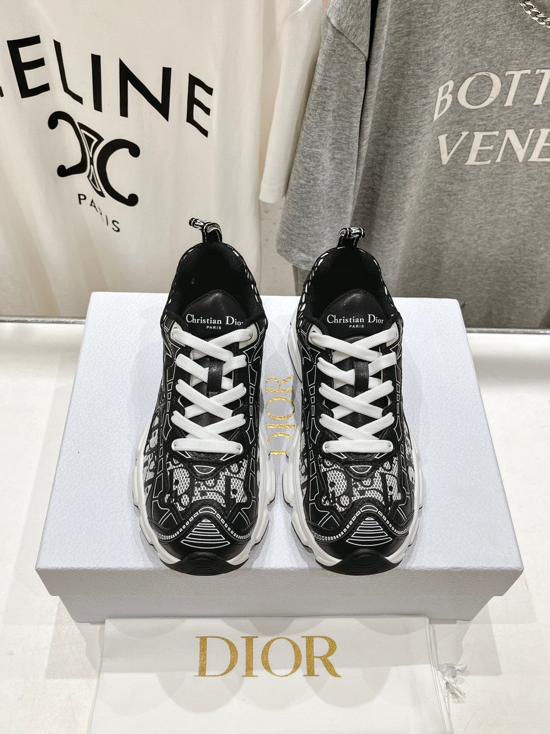Luxury DiorVibe Sneaker Black Polyester Mesh Fabric And Cowhide