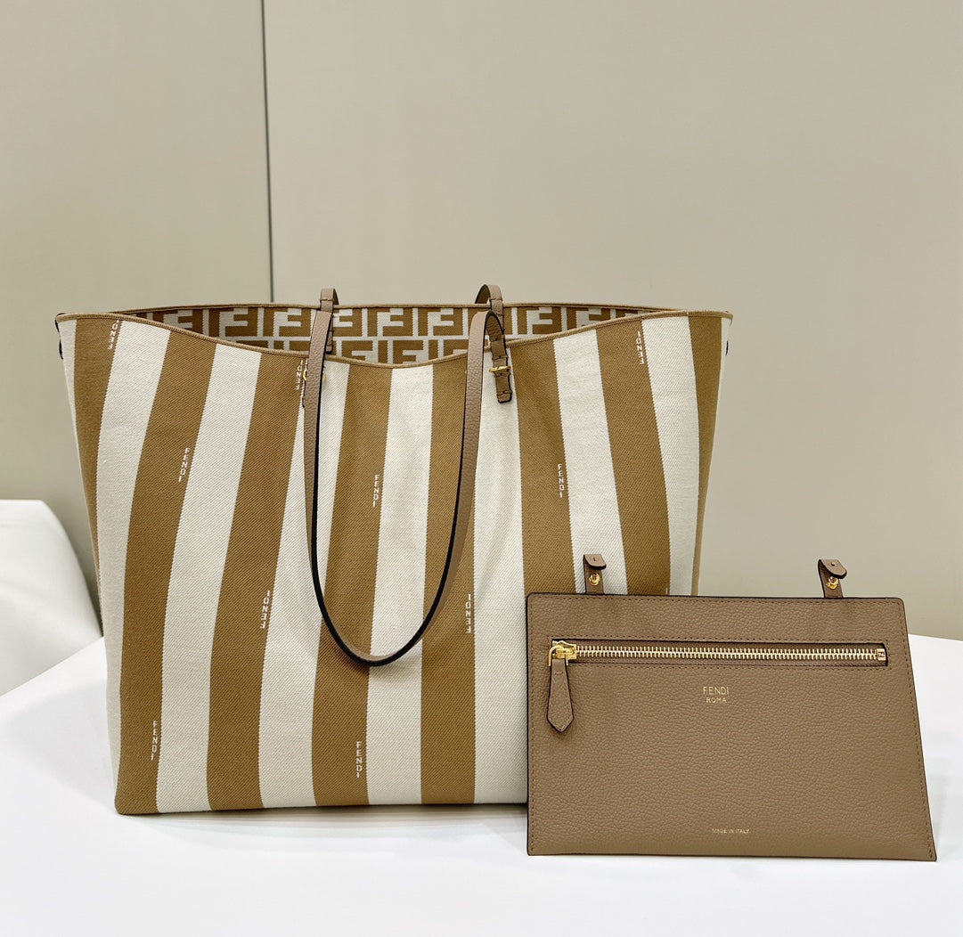 Luxury FendiLuxury FendiROLL 33 TOTE BAG IN PEANUT BROWN MIX WHITE CANVAS
