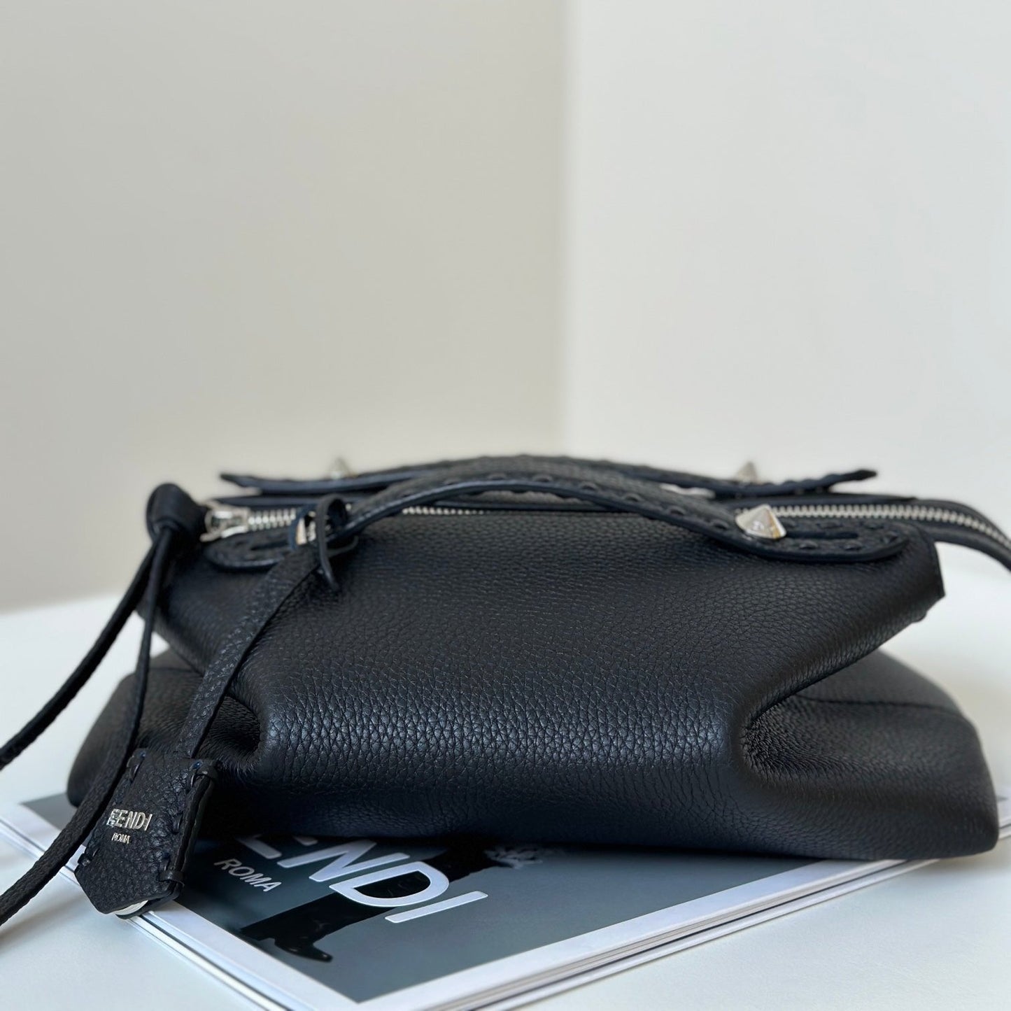 Luxury FendiBY THE WAY SELLERIA LARGE 29 BAG IN BLACK CALFSKIN