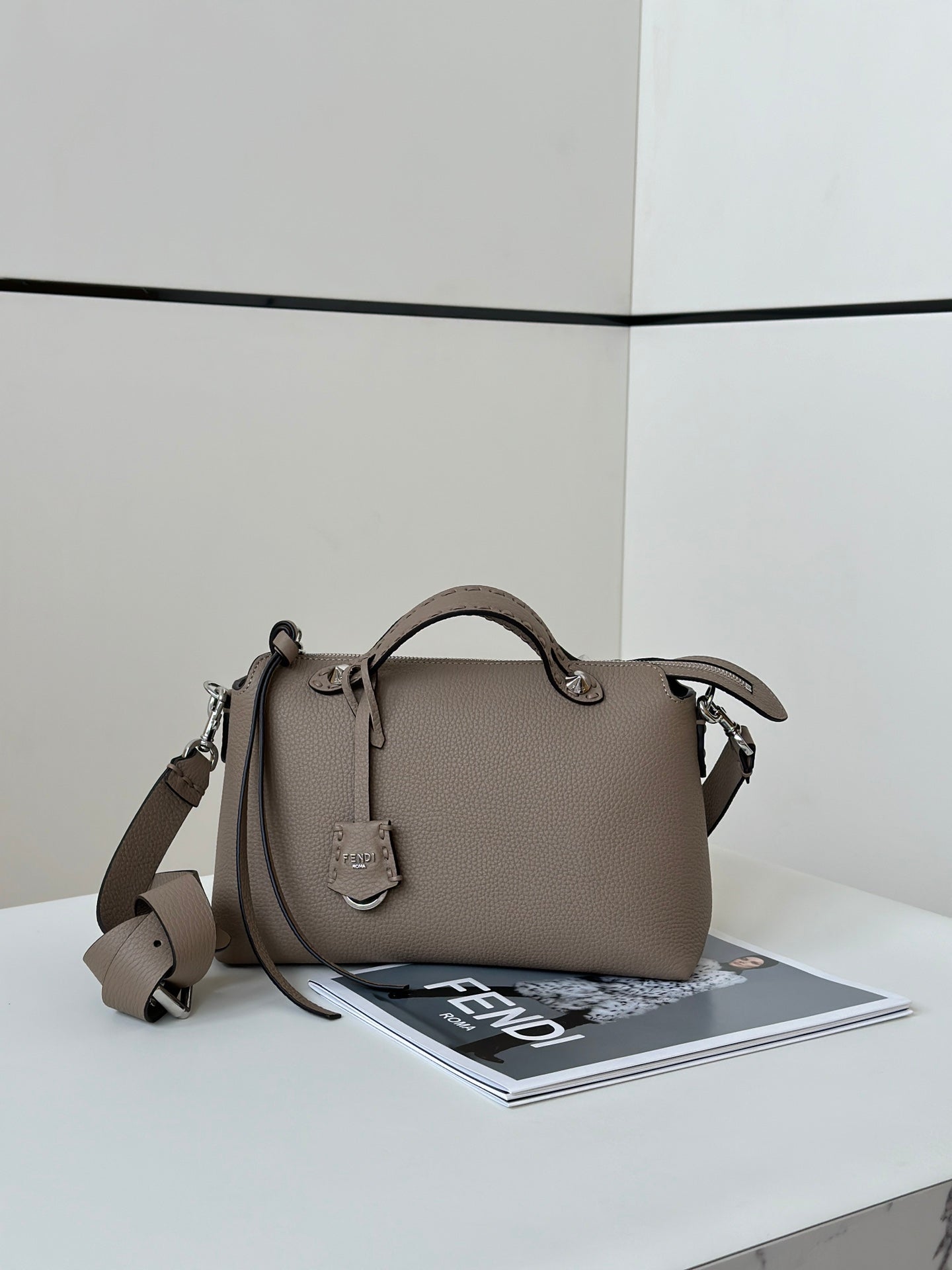 Luxury FendiBY THE WAY SELLERIA LARGE 29 BAG IN CEDAR BROWN CALFSKIN