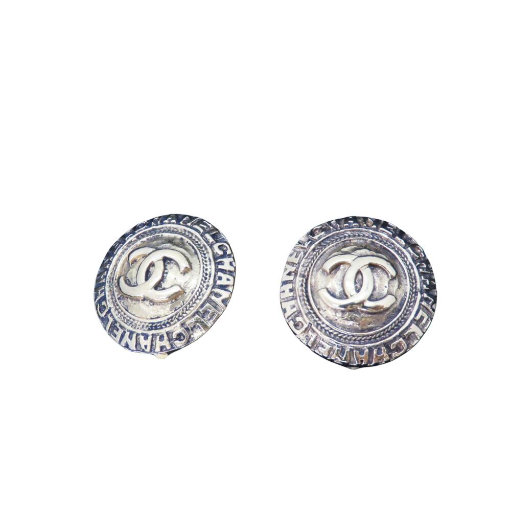 Chanel Vintage Clip-On Earrings