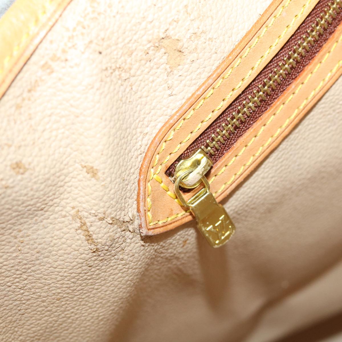 LOUIS VUITTON Monogram Bucket GM Shoulder Bag M42236 LV jk1787